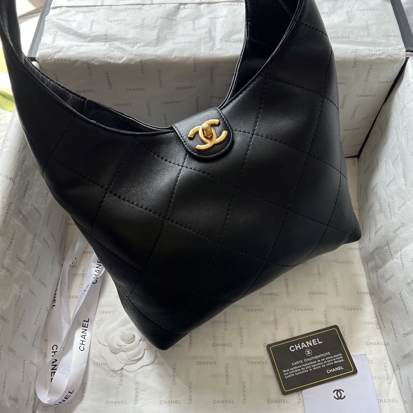 CHANEL New large shopping bags