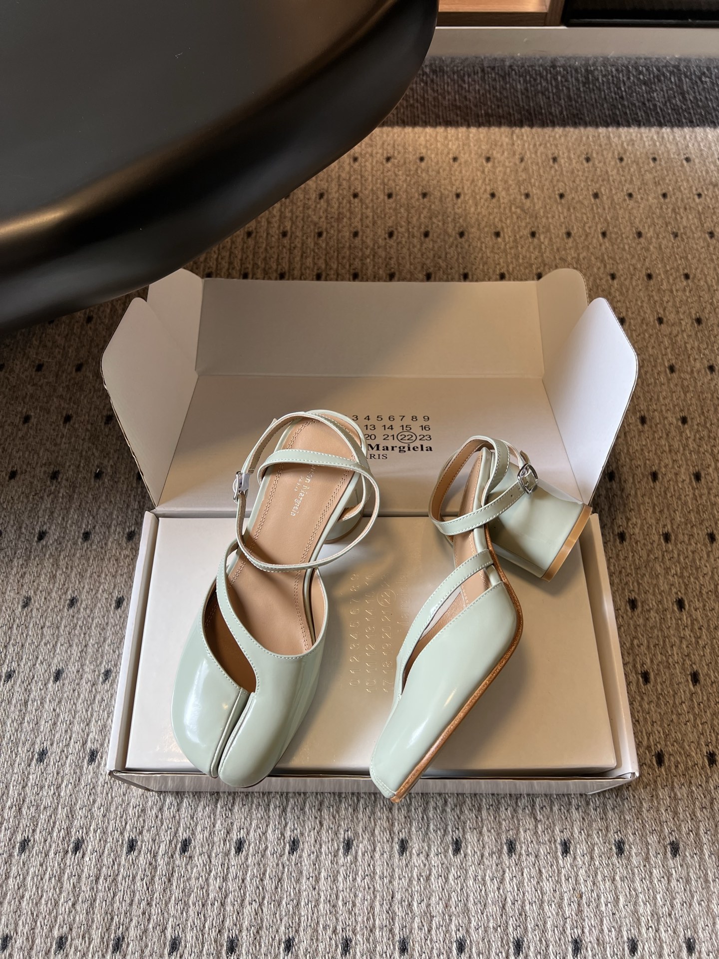 Maison Margiela Tabi Slingback Pump