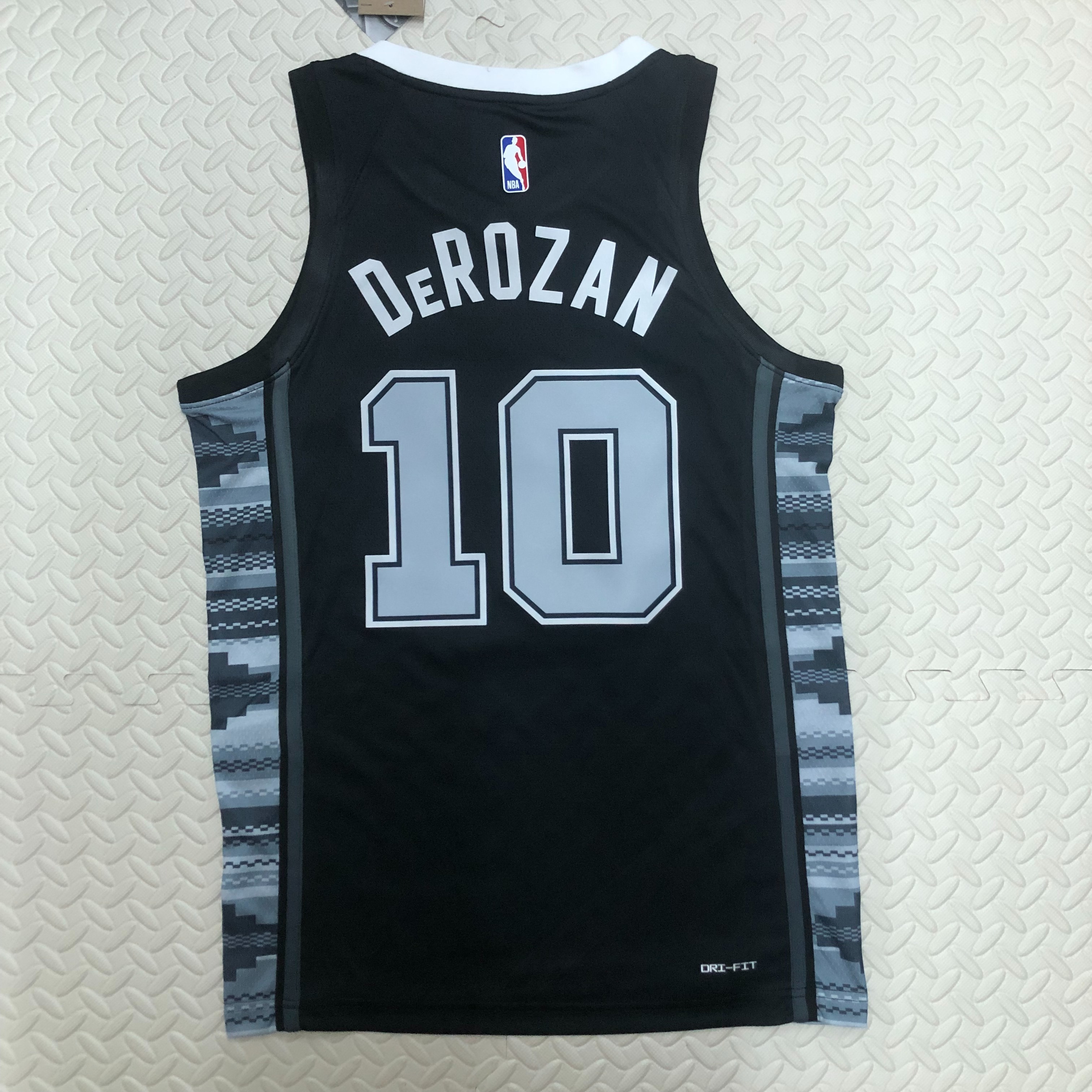 23 Season SAN ANTONIO SPURS Flyer Edition  #10