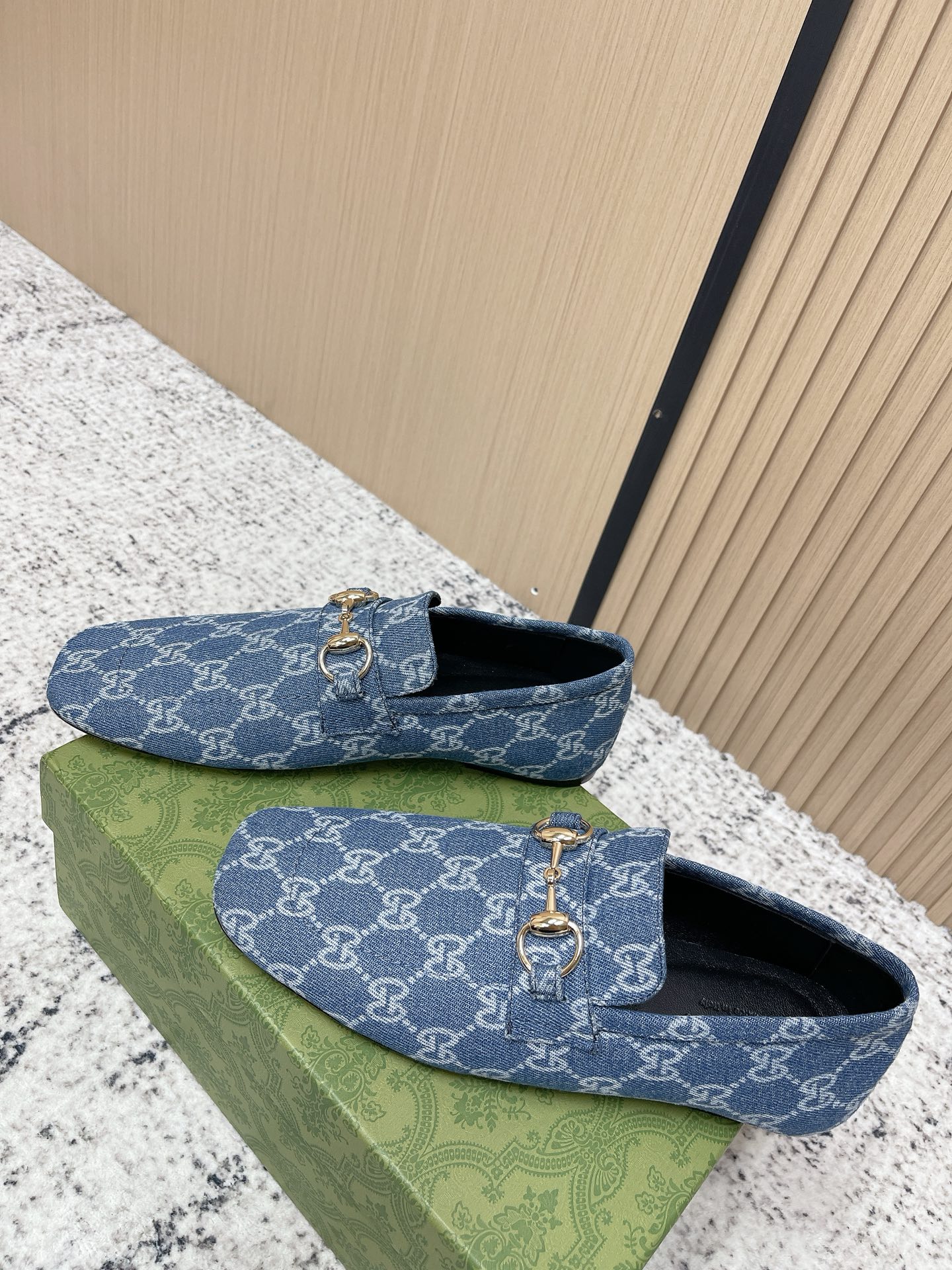 Gucci Jordann Unisex Denim GG Fabric and leather Loafers