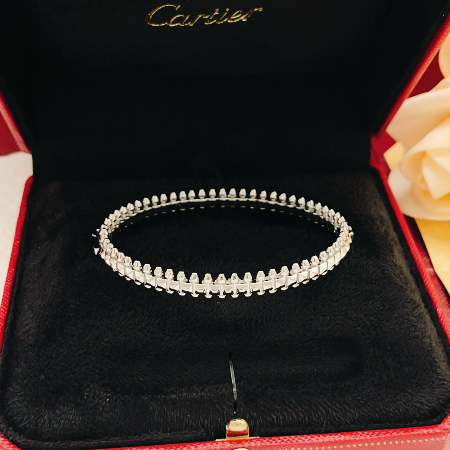 Cartier Clash Platinum Bracelet 17cm