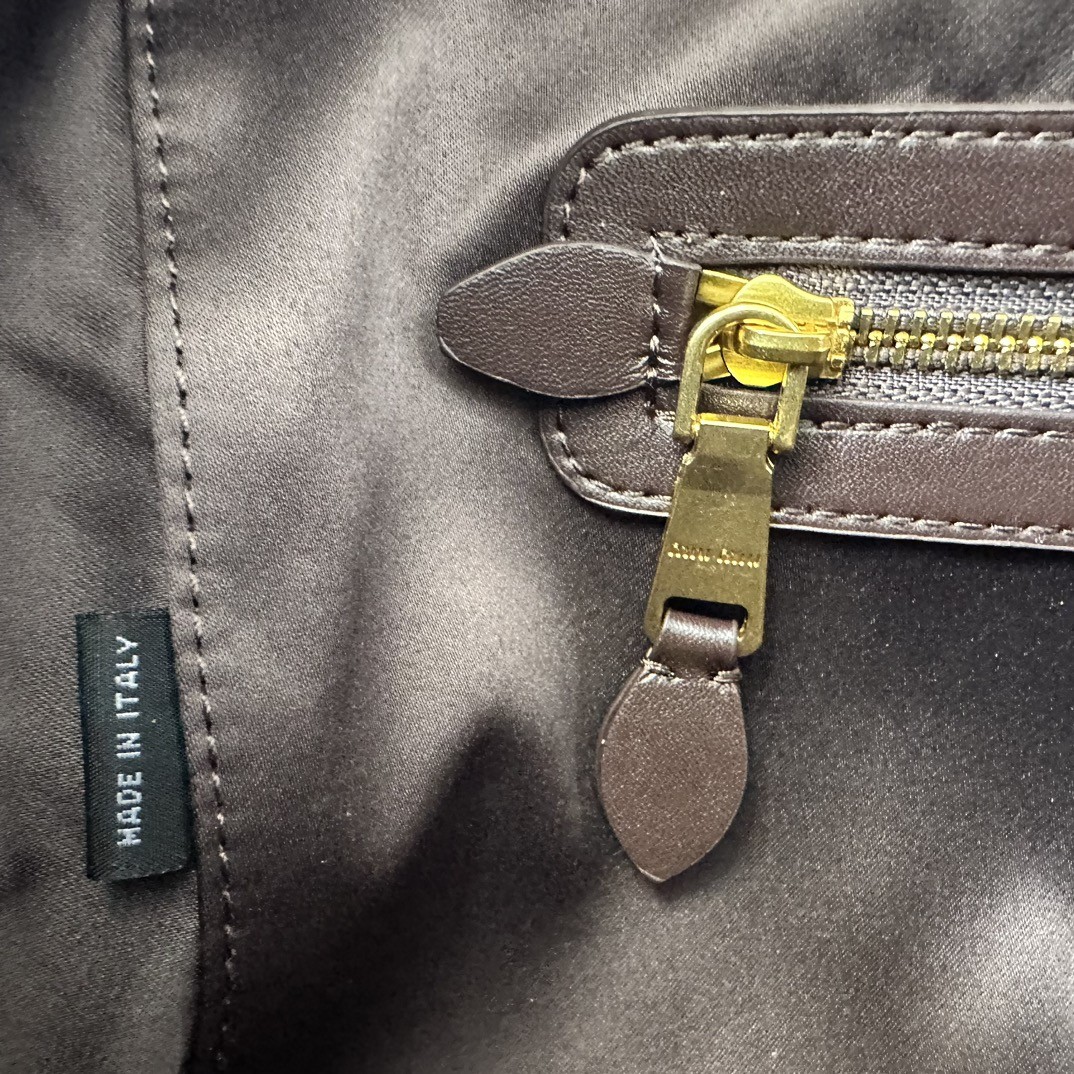 MiuMiu Beau leather bag