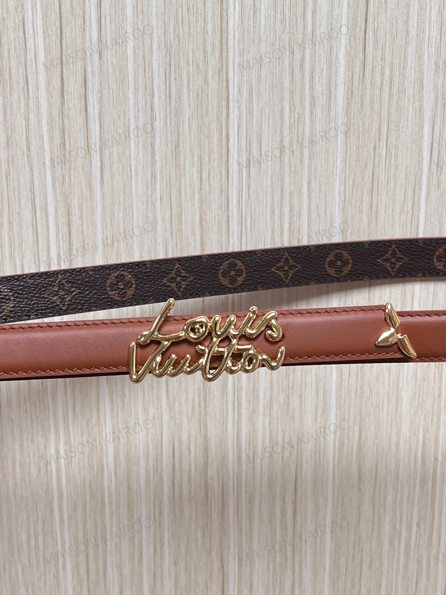Louis Vuitton LV Caramel Script Signature Reversible Slim Belt - KAIROO