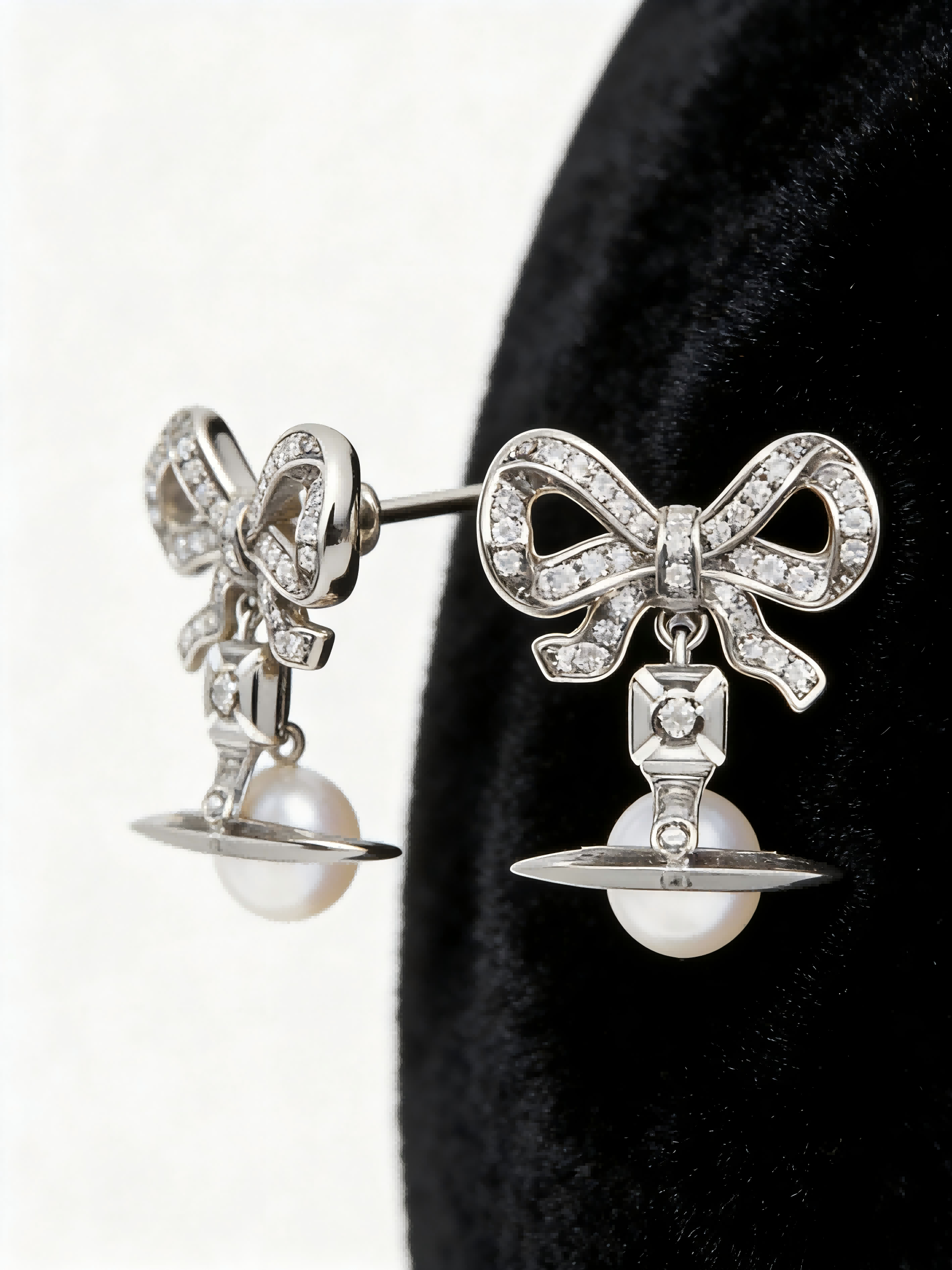 Chic Silver Crystal Bow Saturn Earrings, Glittering Dangle Earrings, Party Jewelry