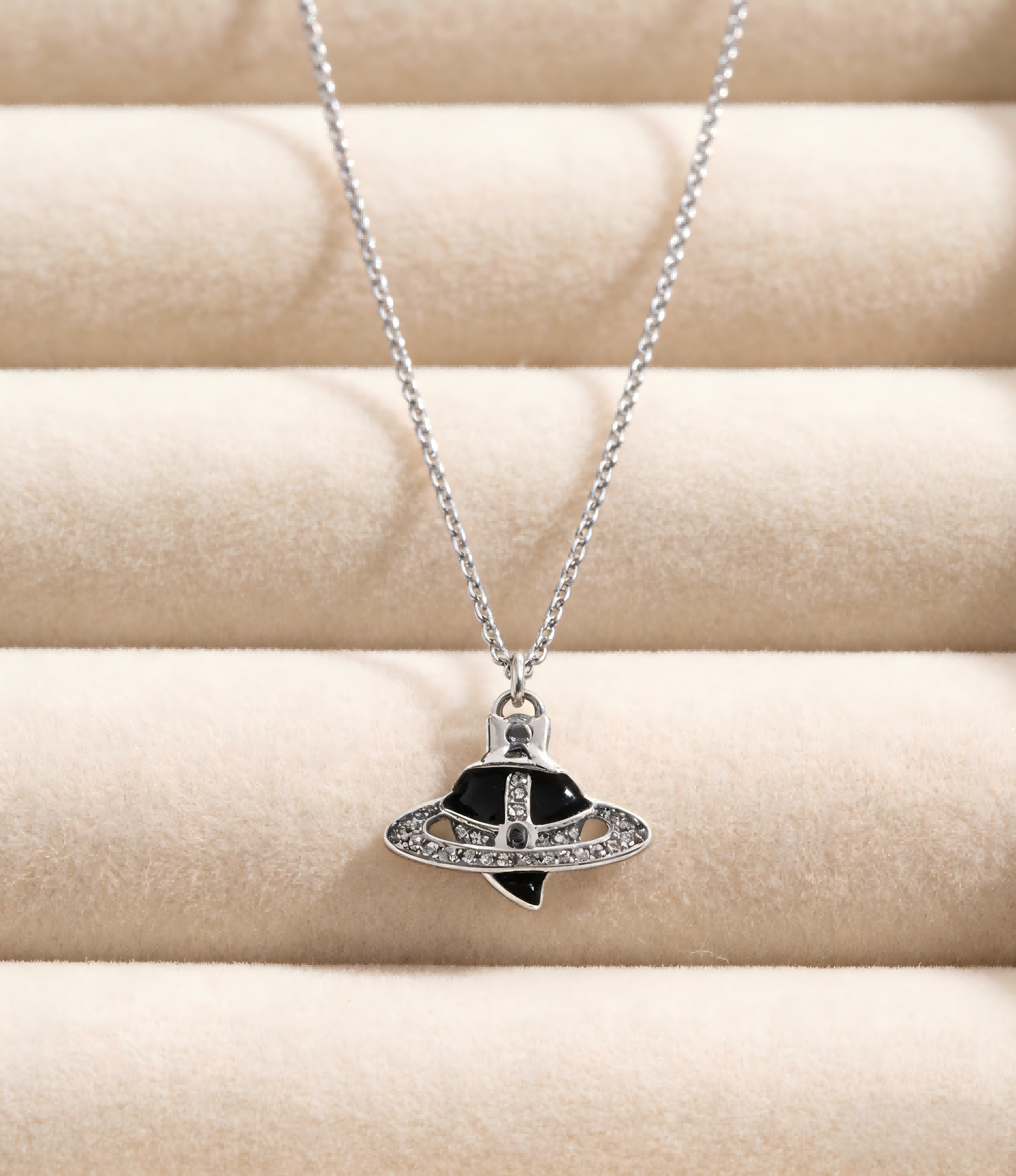 2026 New Vivienne Westwood Style Black Heart Saturn Pendant Necklace - Silver Tone Rhinestone Celestial Jewelry for Women