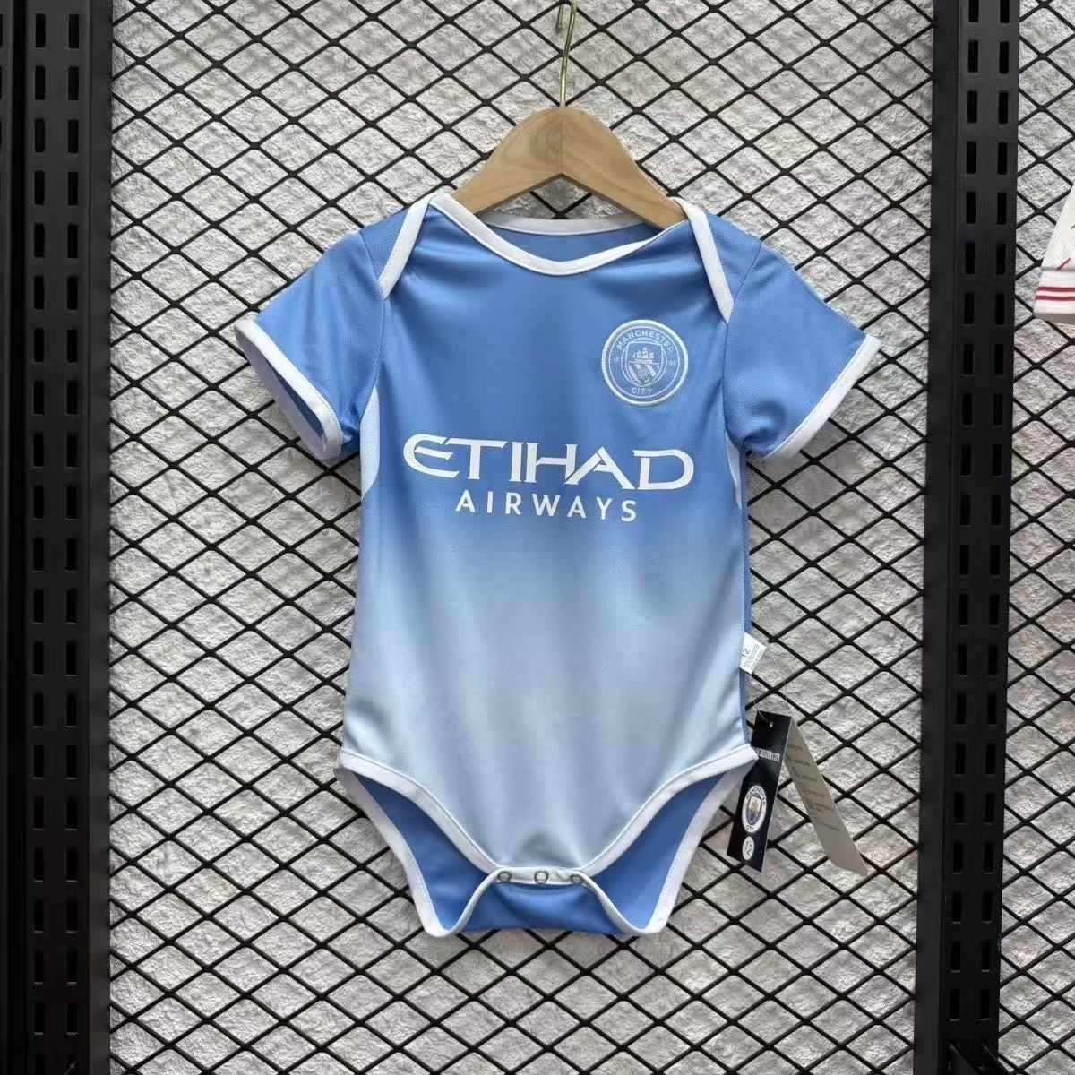26/27Baby Manchester City  Home  9-12
