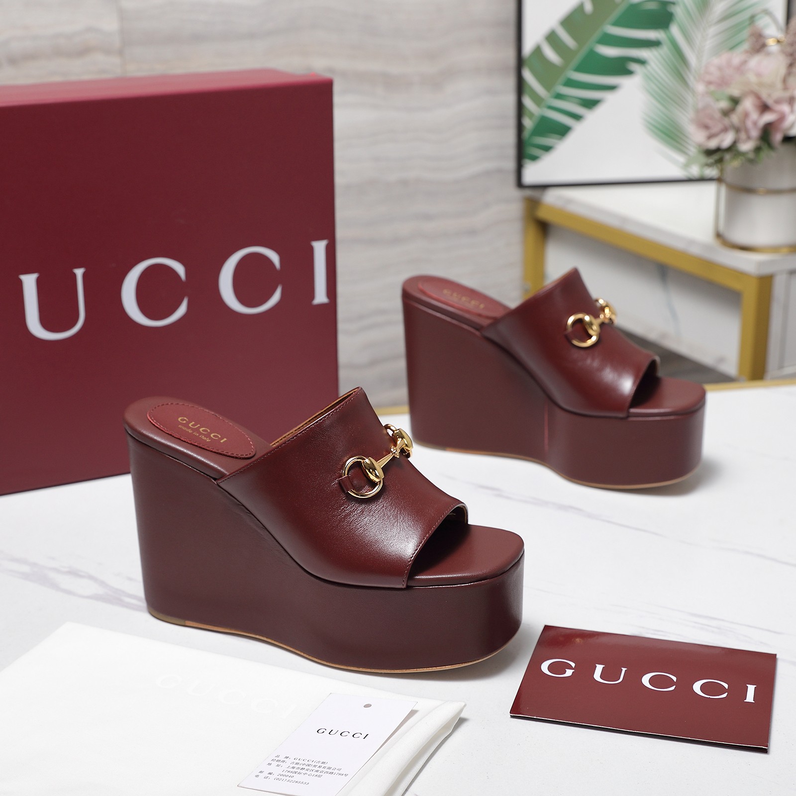 Women's Gucci GG Platform Mule