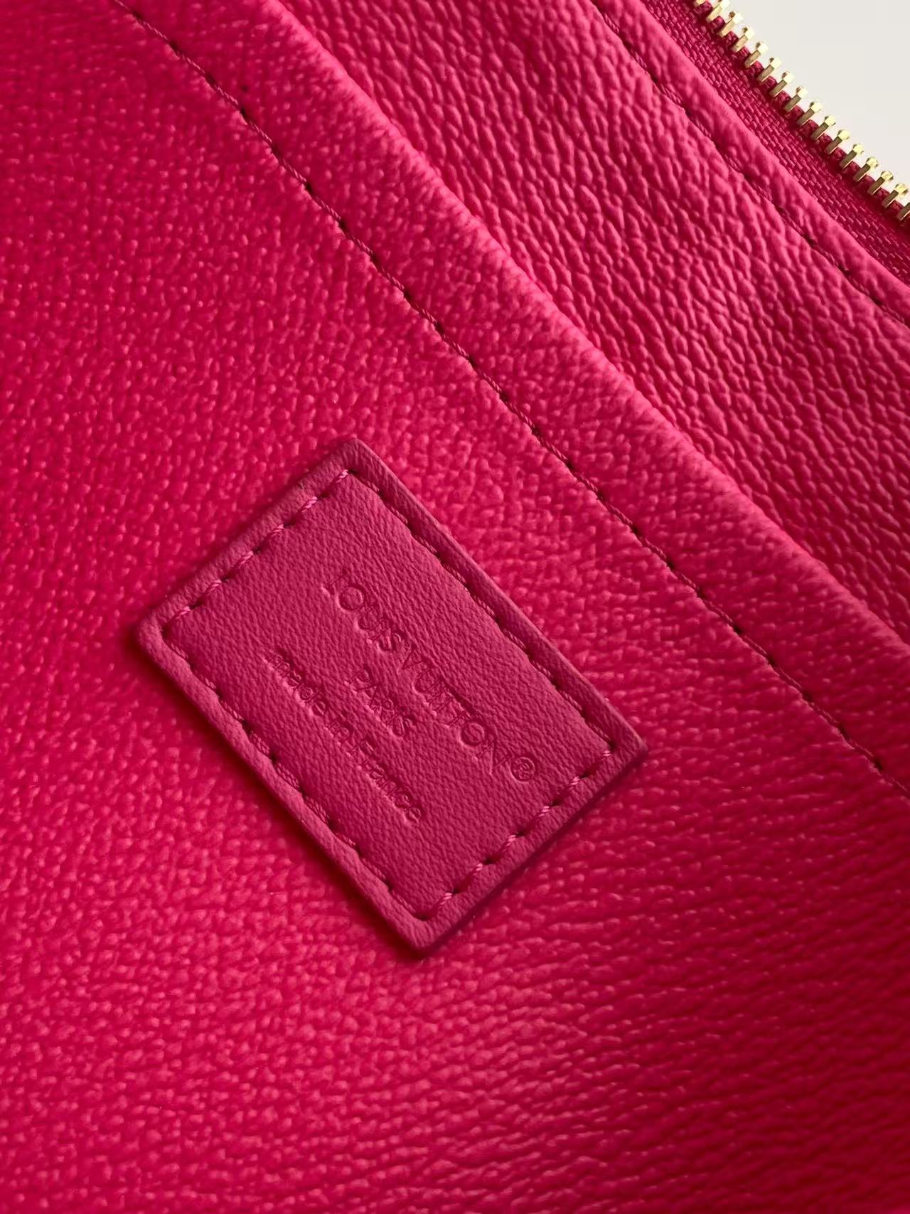 Louis Vuitton new Neverfull classic handbag