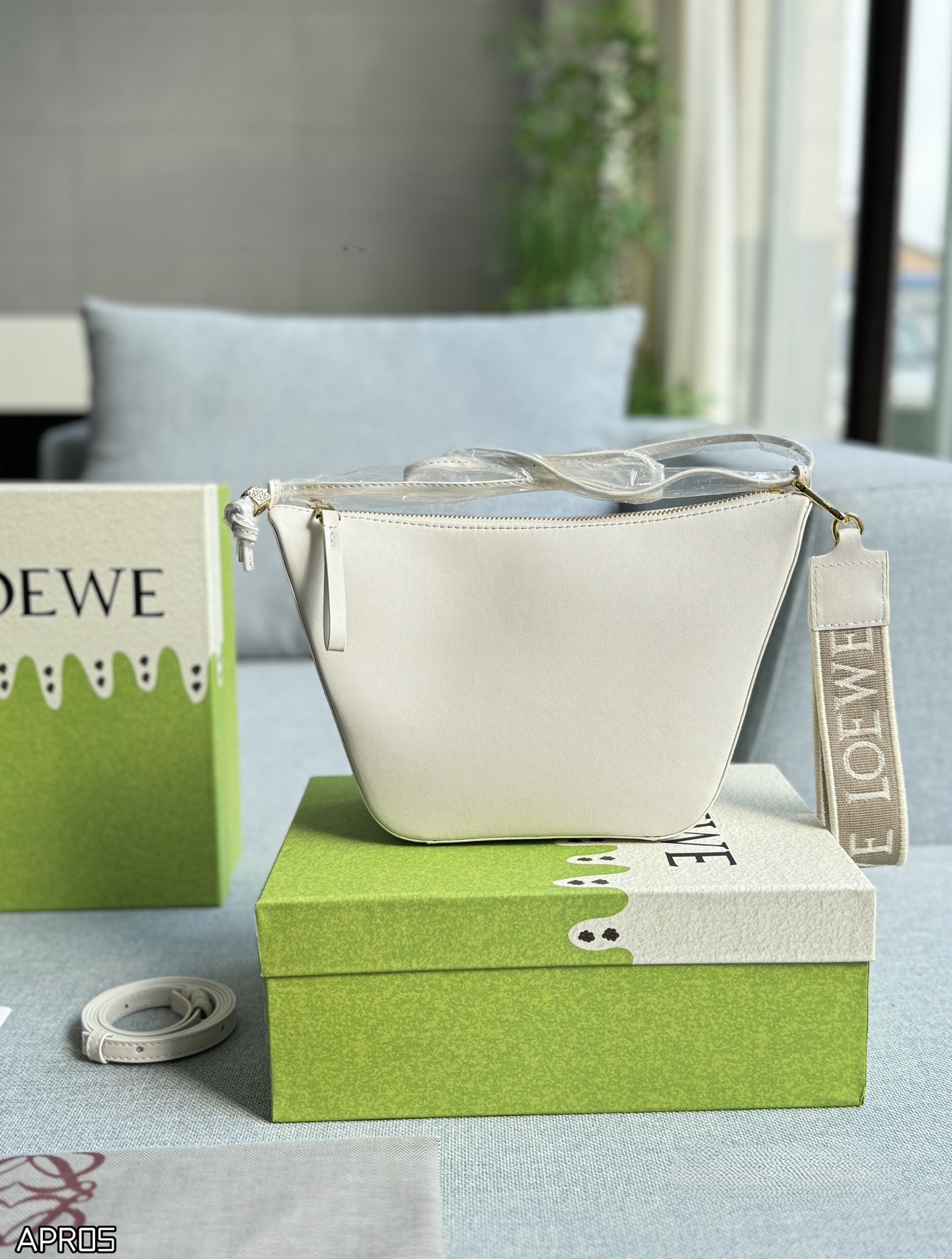Loewe Cubi Smooth Leather Jacquard Webbing Strap Paseo Hobo Crescent Shoulder Bag - KAIROO