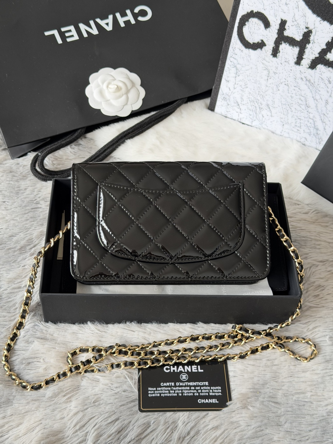 Chanel Classic Chanel On Chain in Black Patent Leather Gold-Tone Metal