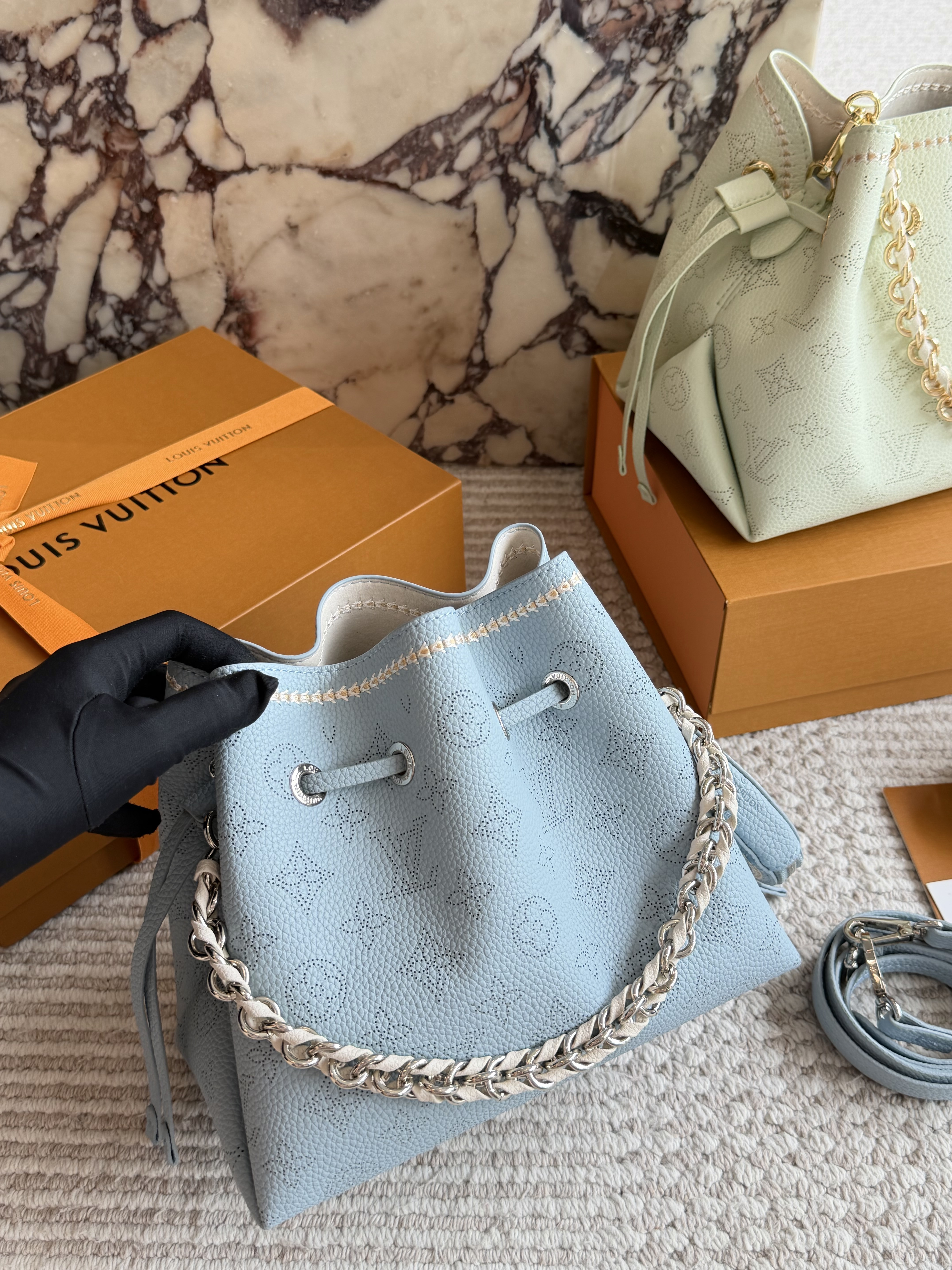 Louis Vuitton LV Mahina Bella Stitching Edge Perforated Monogram Leather Drawstring Bucket Shoulder Bag - KAIROO
