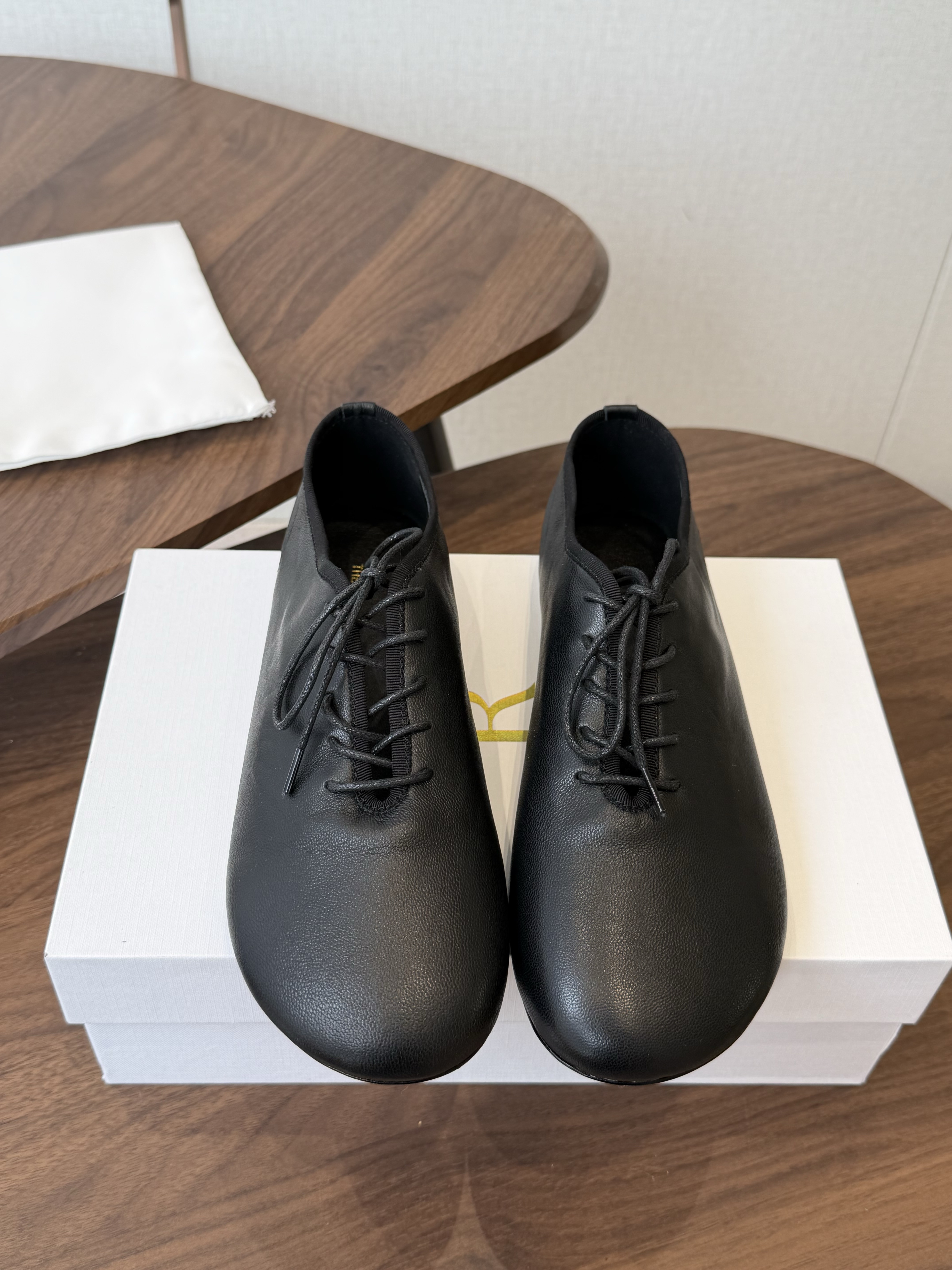 The Row Low Lambskin Race-up Loafer