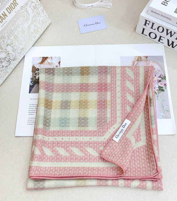 Christian Dior Dioramour Shawl 140cm