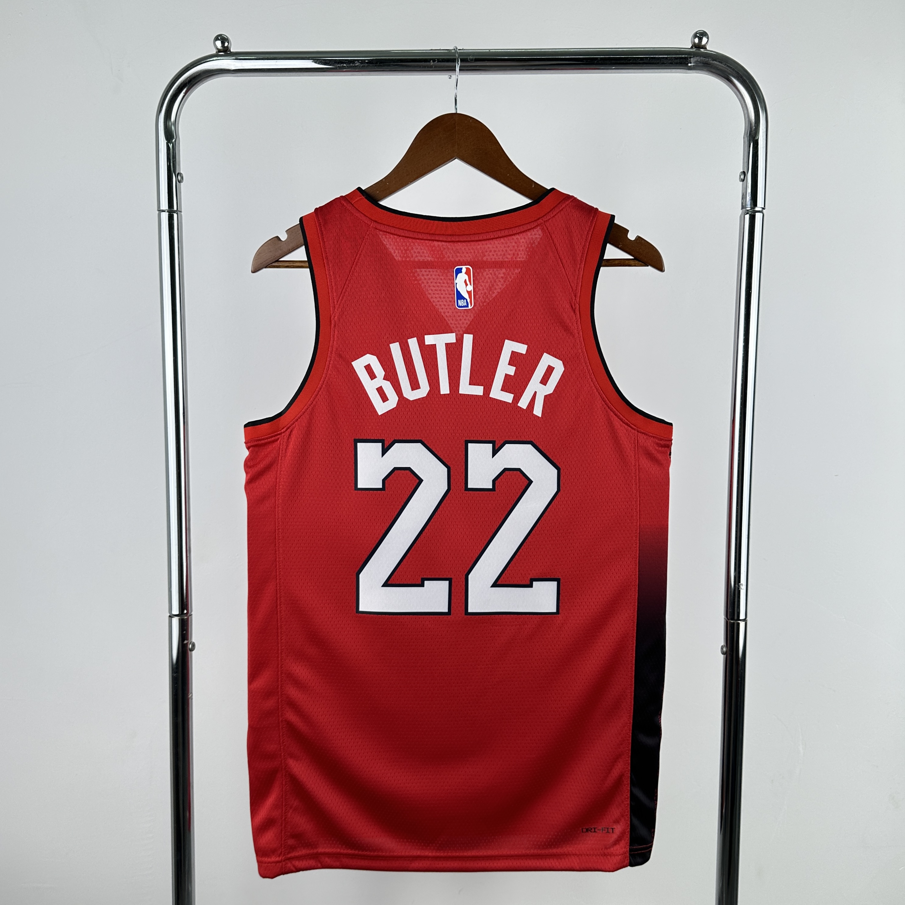 25 Season Miami Heat City Edition  No.22
