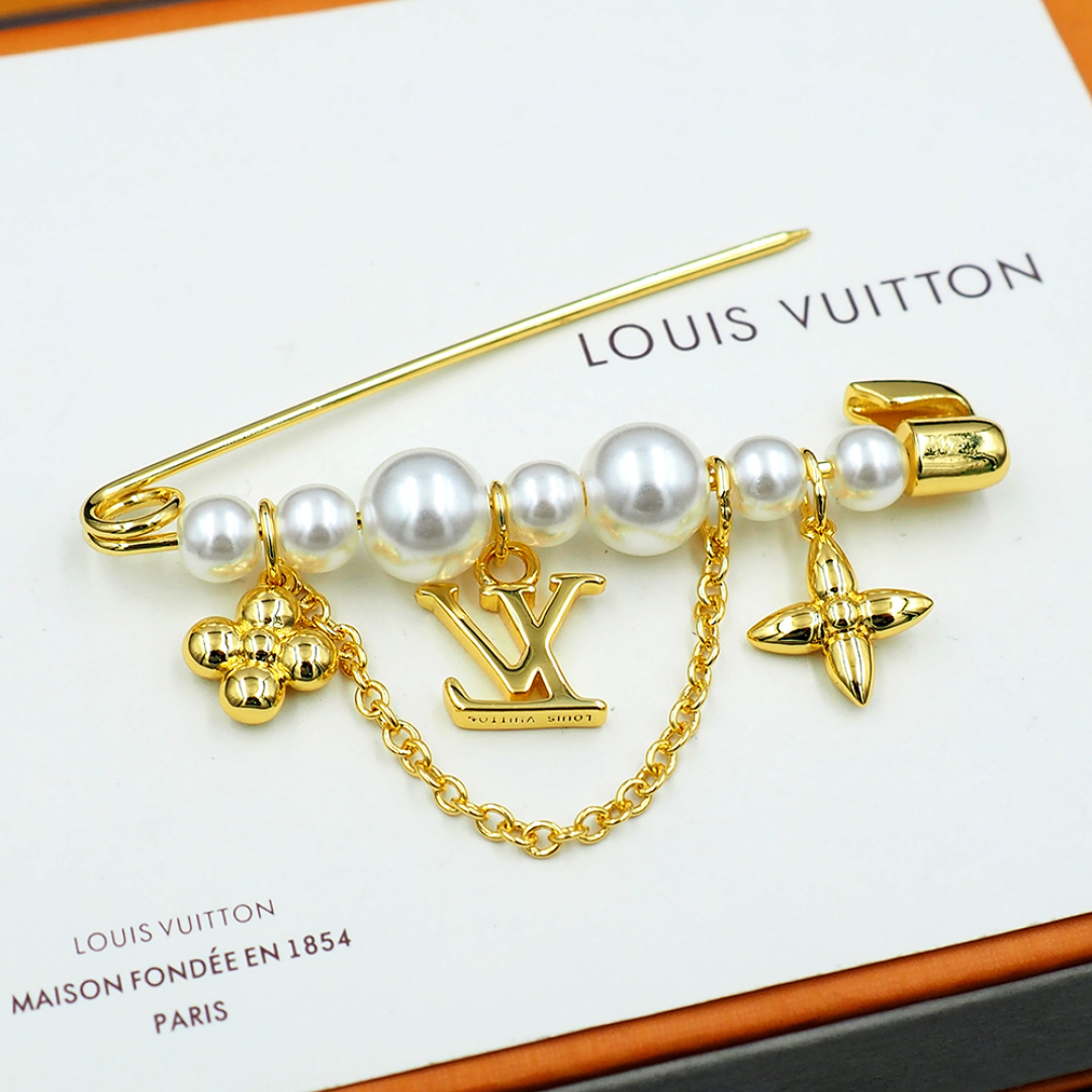 LV Pearl River Brooch