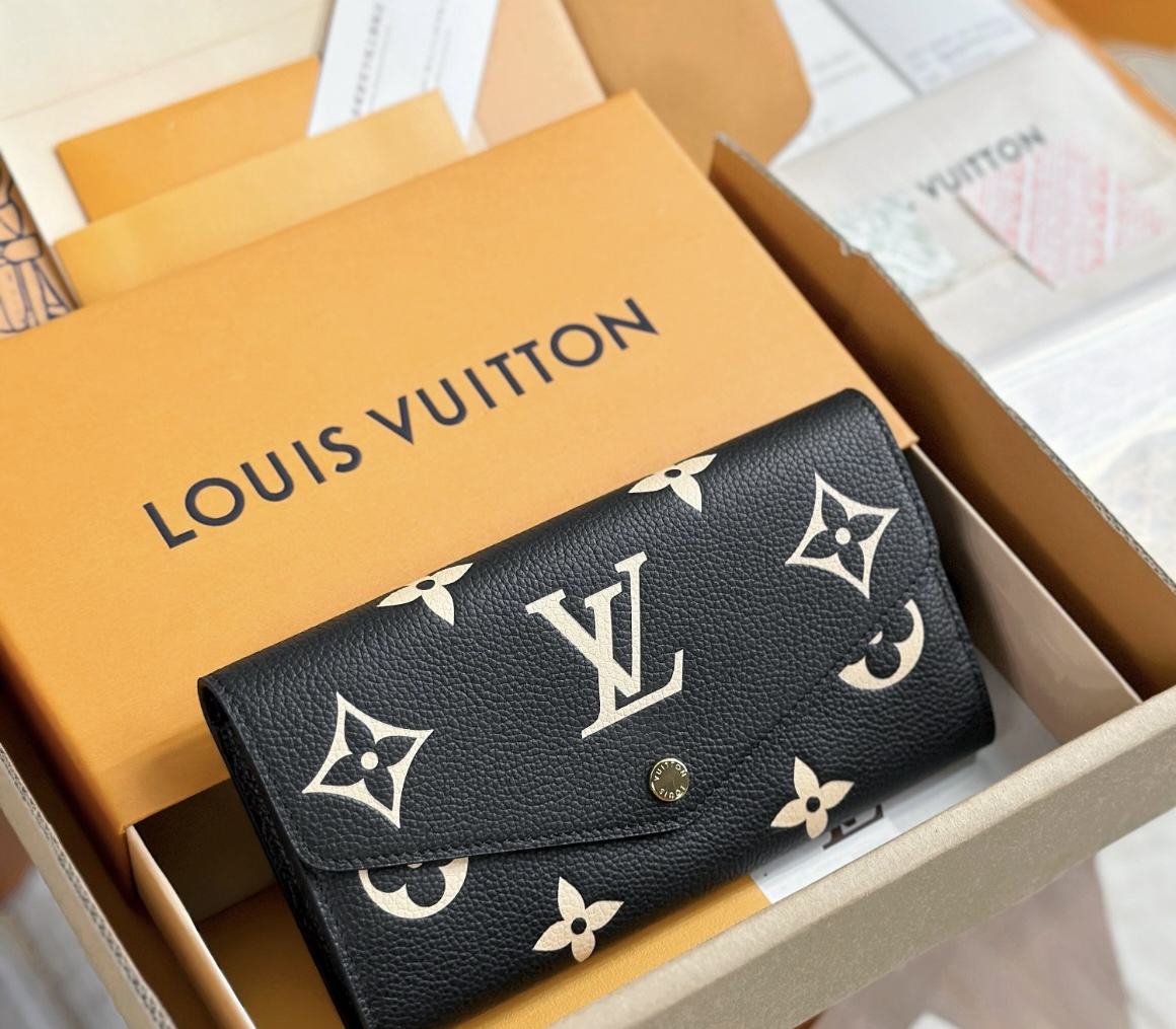 M80496 LV Canvas Sarah Wallet Black Monogram Embossed leather