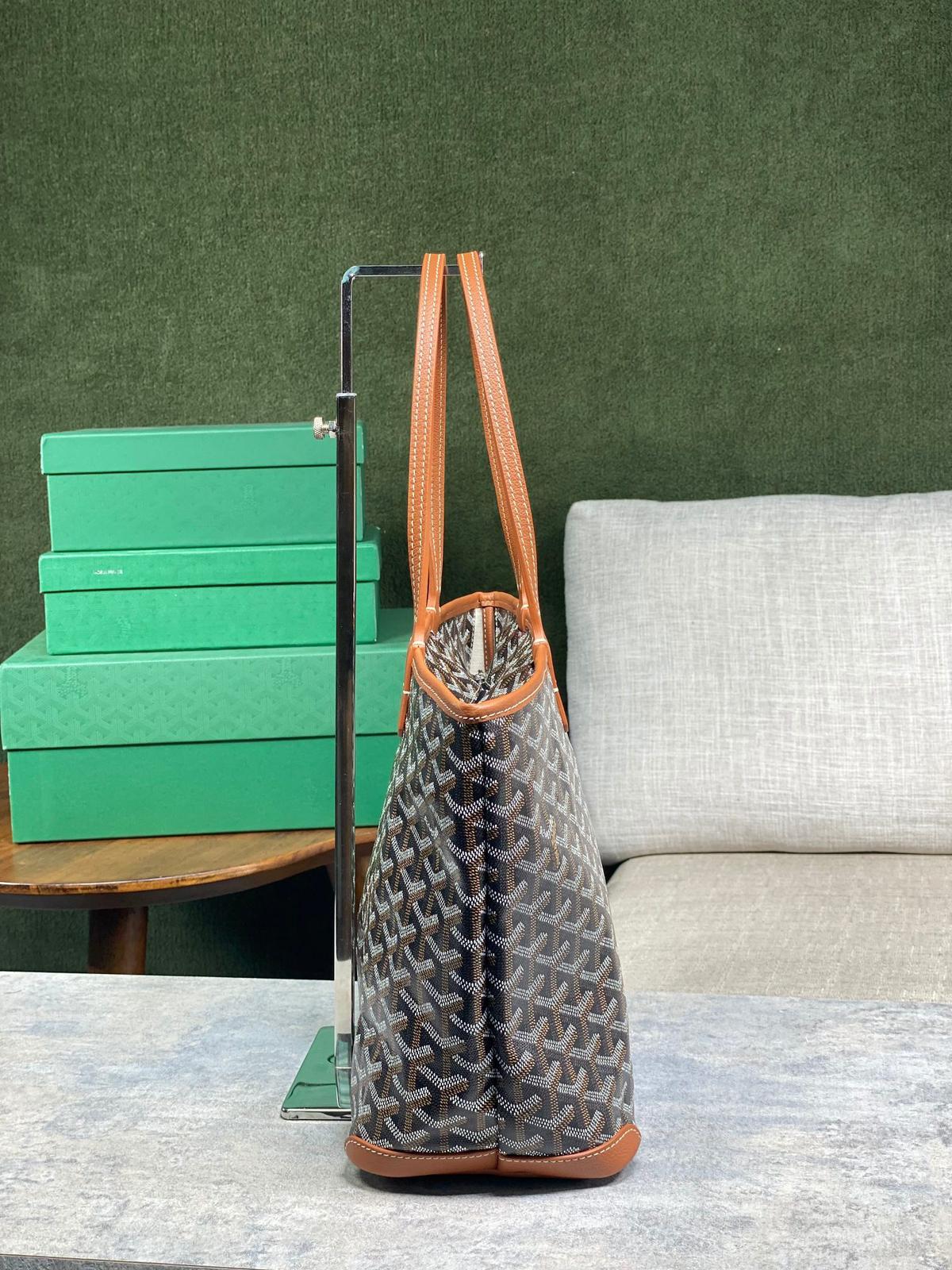 Goyard artois bag brown