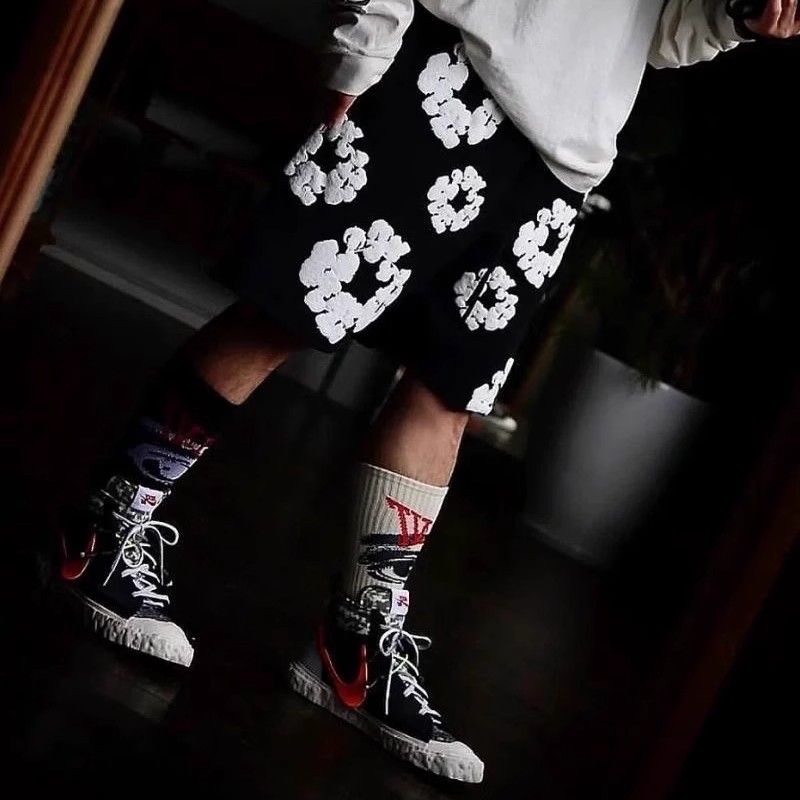 Ian's Fashion Picks DT 001