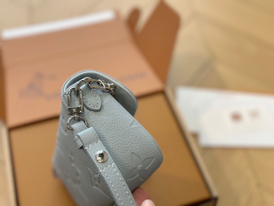Louis Vuitton LV Underarm Bag Blue