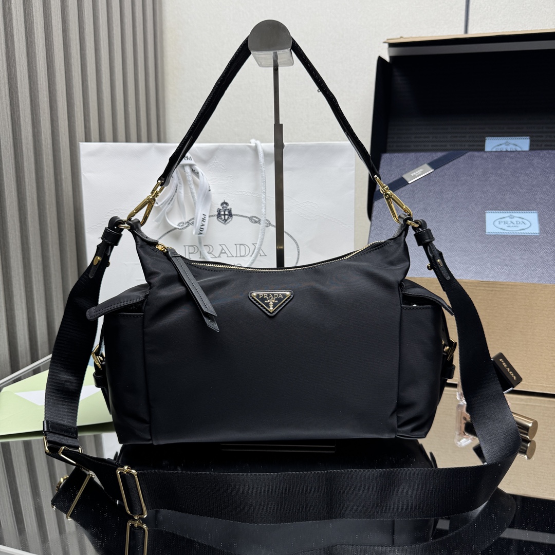 Prada Explore large Re-Nylon and leather bag-Black 1BC264