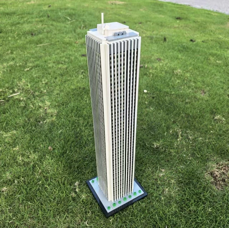 MOC 149137 - Aon Center Chicago 1:800 Scale