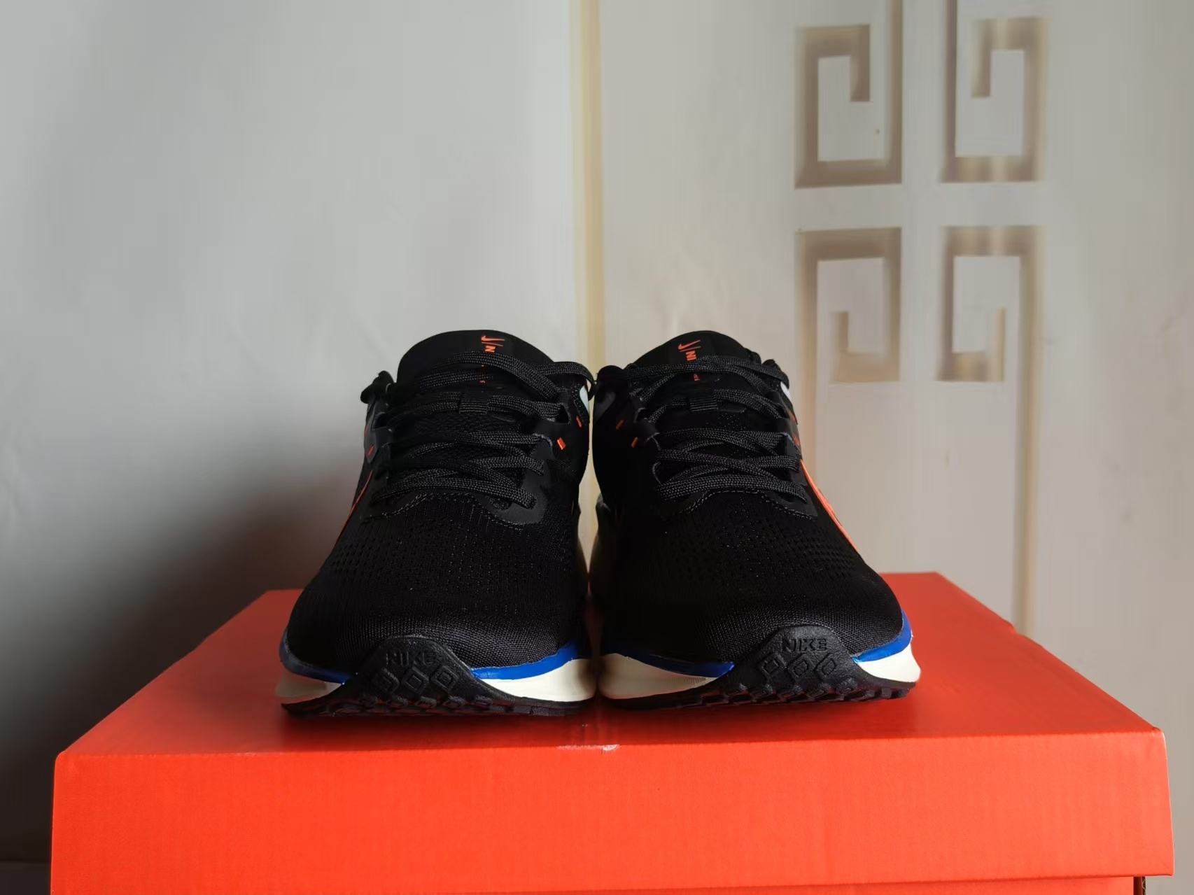 FD6033-008 US Men's Sizes6 to 11 in half sizes Black Red Gen6 Shoes tianlong