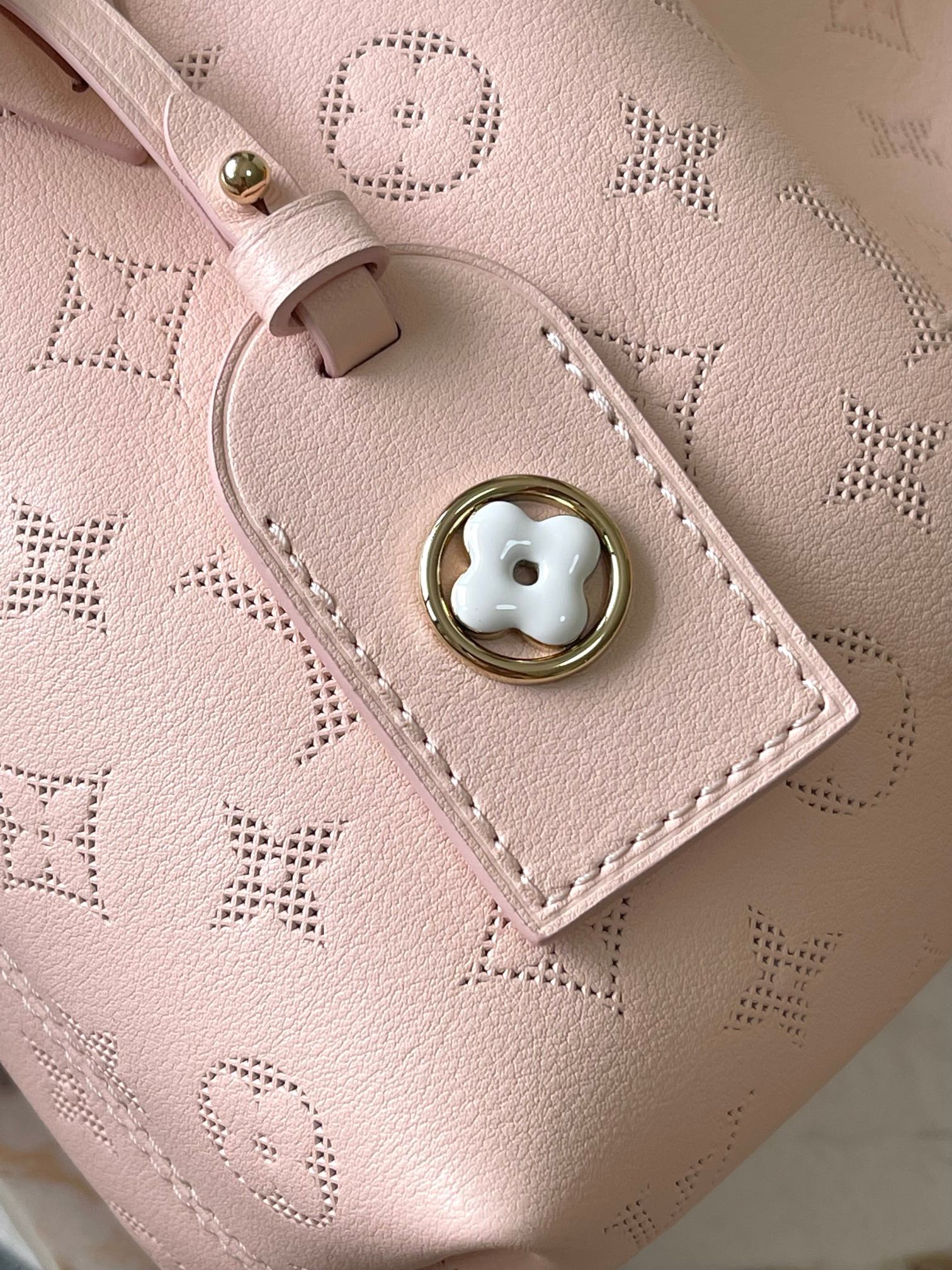 Louis Vuitton LV Embossed Tote Bag Chain Bag