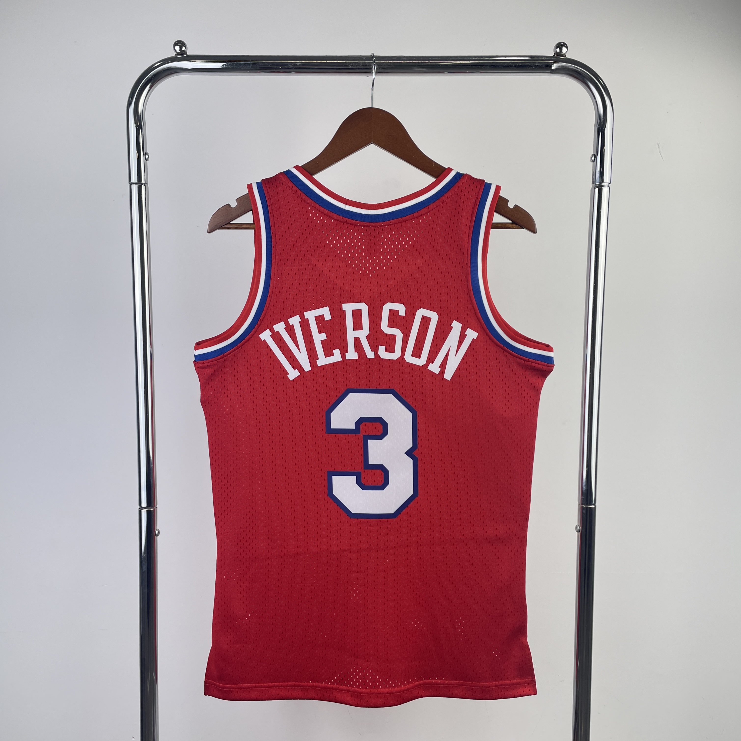 MN Heat Pressed Retro : Philadelphia 76ers 96/97 Red #3