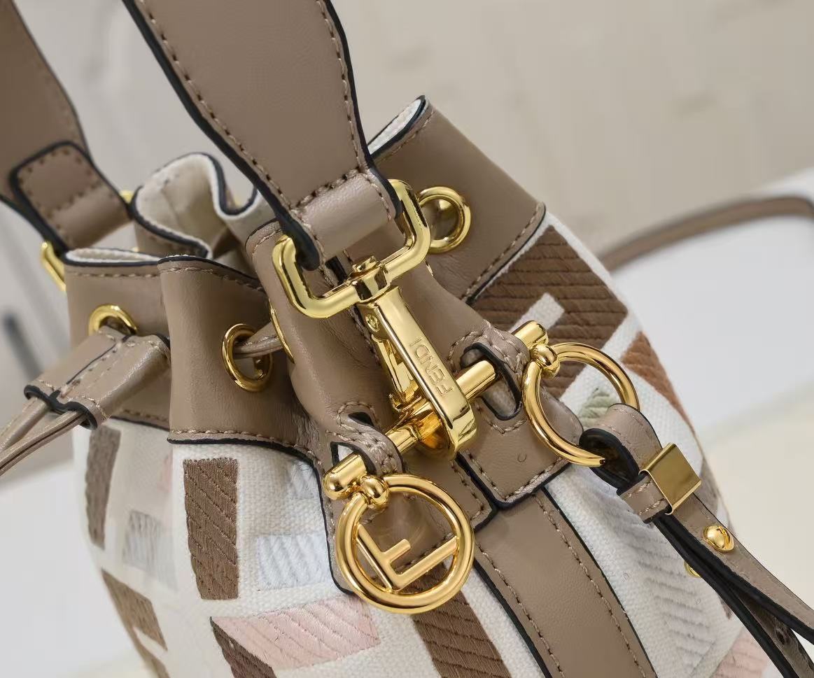 Fendi new small bucket shoulder bag