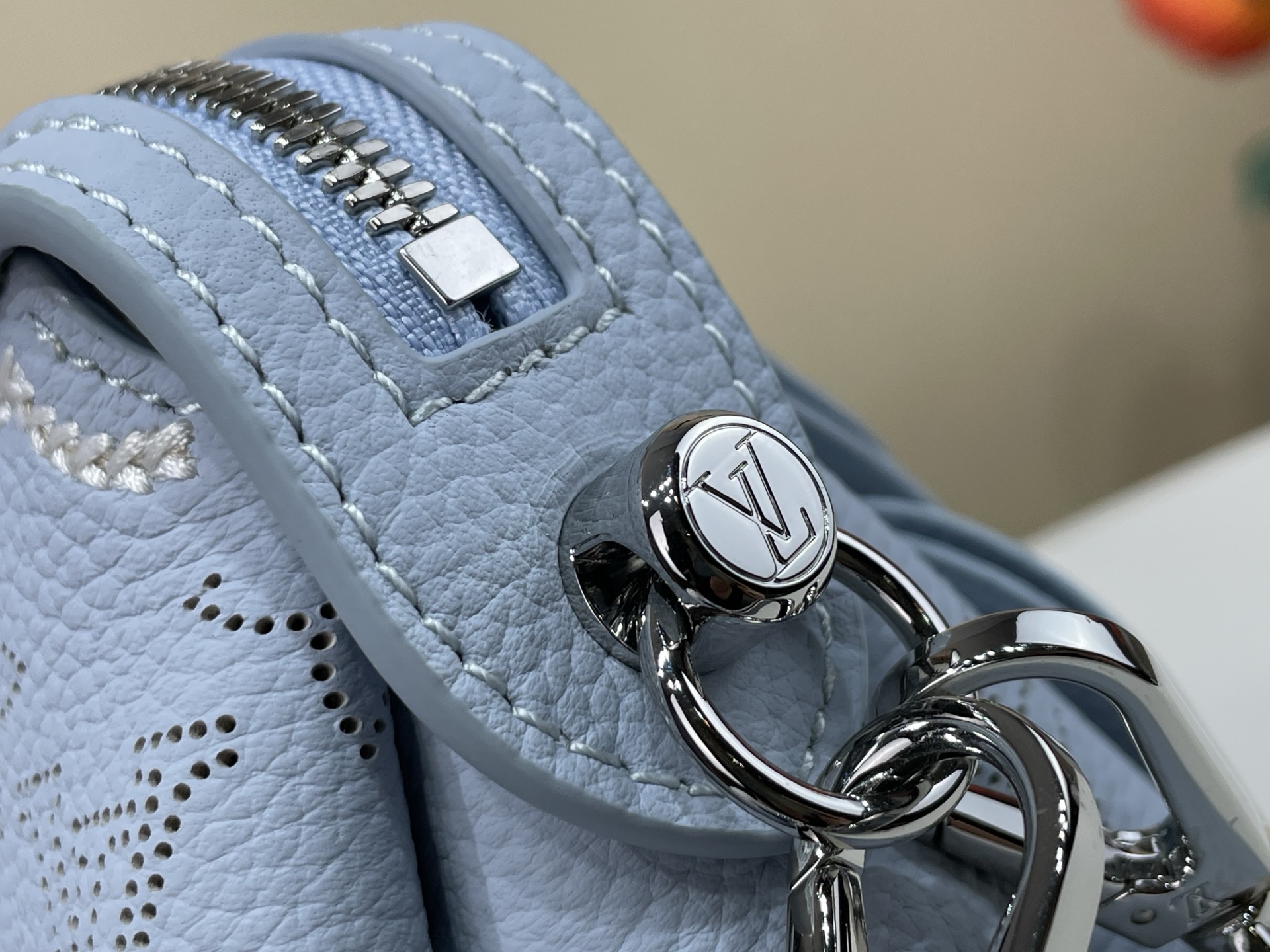 Louis Vuitton Hand It All PM handbag