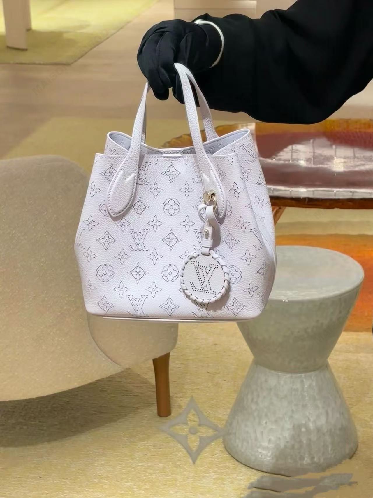 【10A】Louis Vuitton LV Mahina Blossom PM Lavender Dense Perforated Monogram Leather Basket Handle Tote Bag - KAIROO