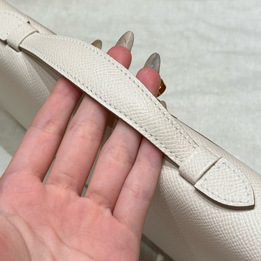 Hermes Craie Epsom Kelly Cut clutch Gold Hardware