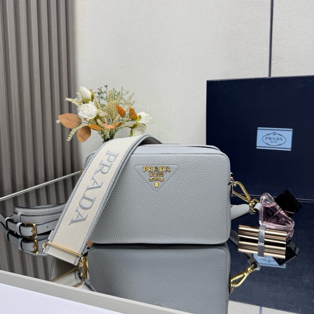 Prada Small leather shoulder bag-Blue 1BH082