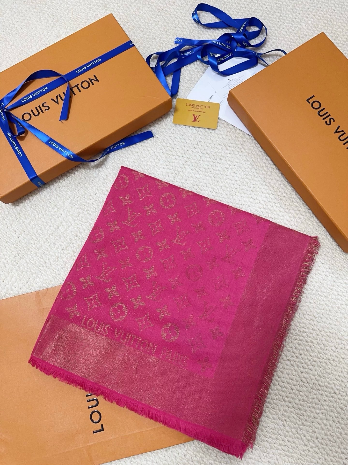 Louis Vuitton Classic Monogram Shawl 140cm