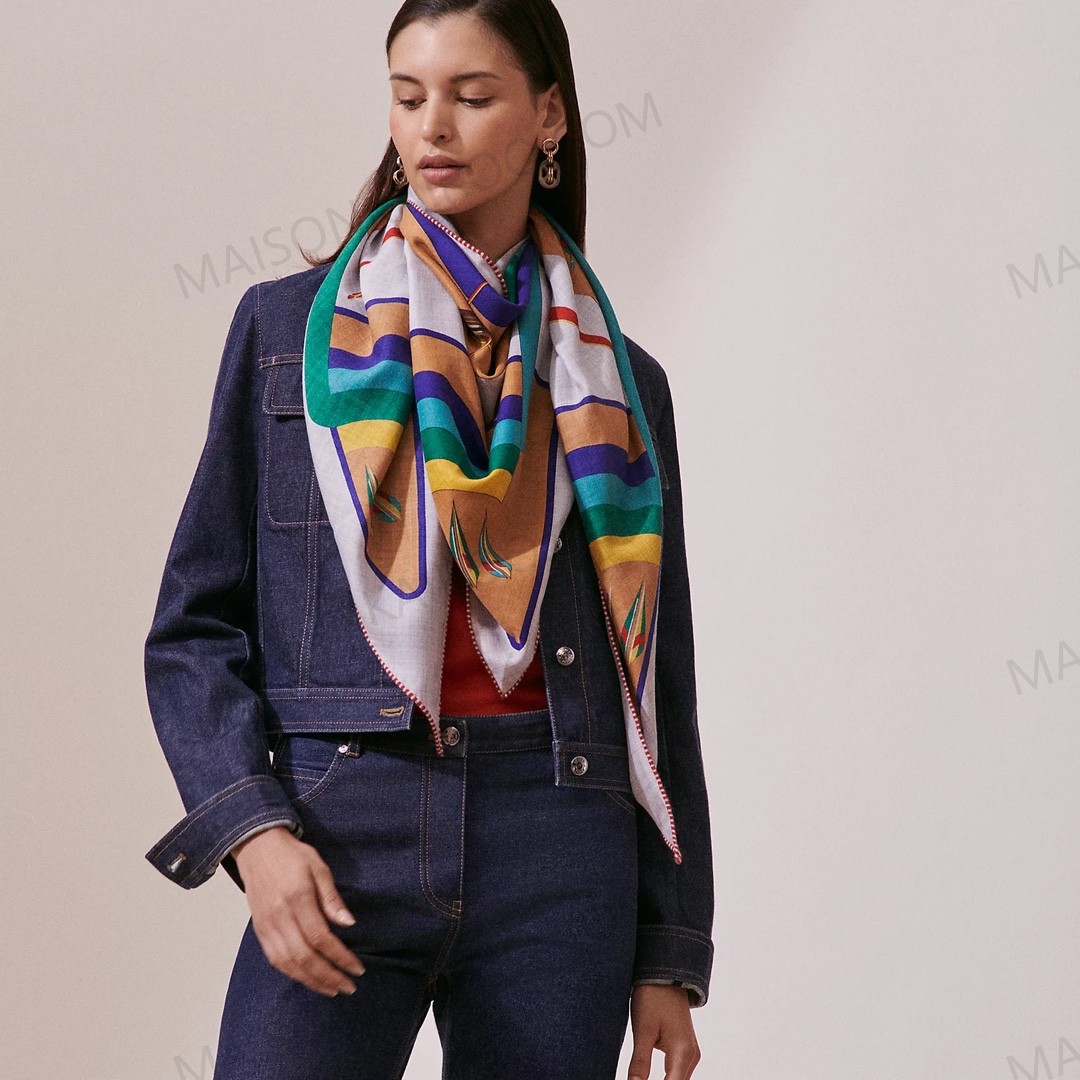 Hermes Triangle Shawl Scarf - KAIROO