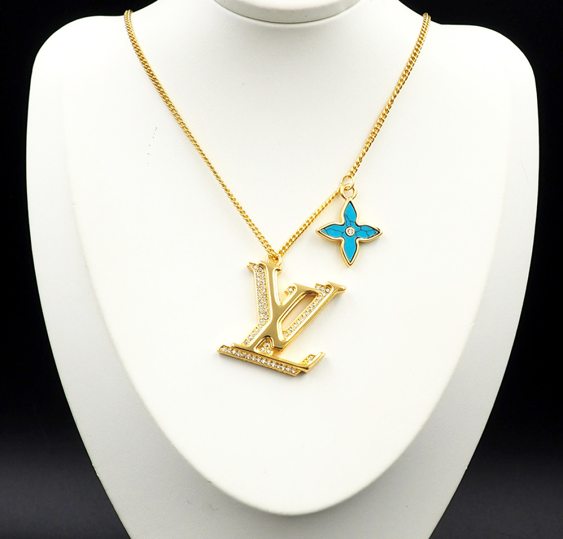 LV Women's fashion Necklace