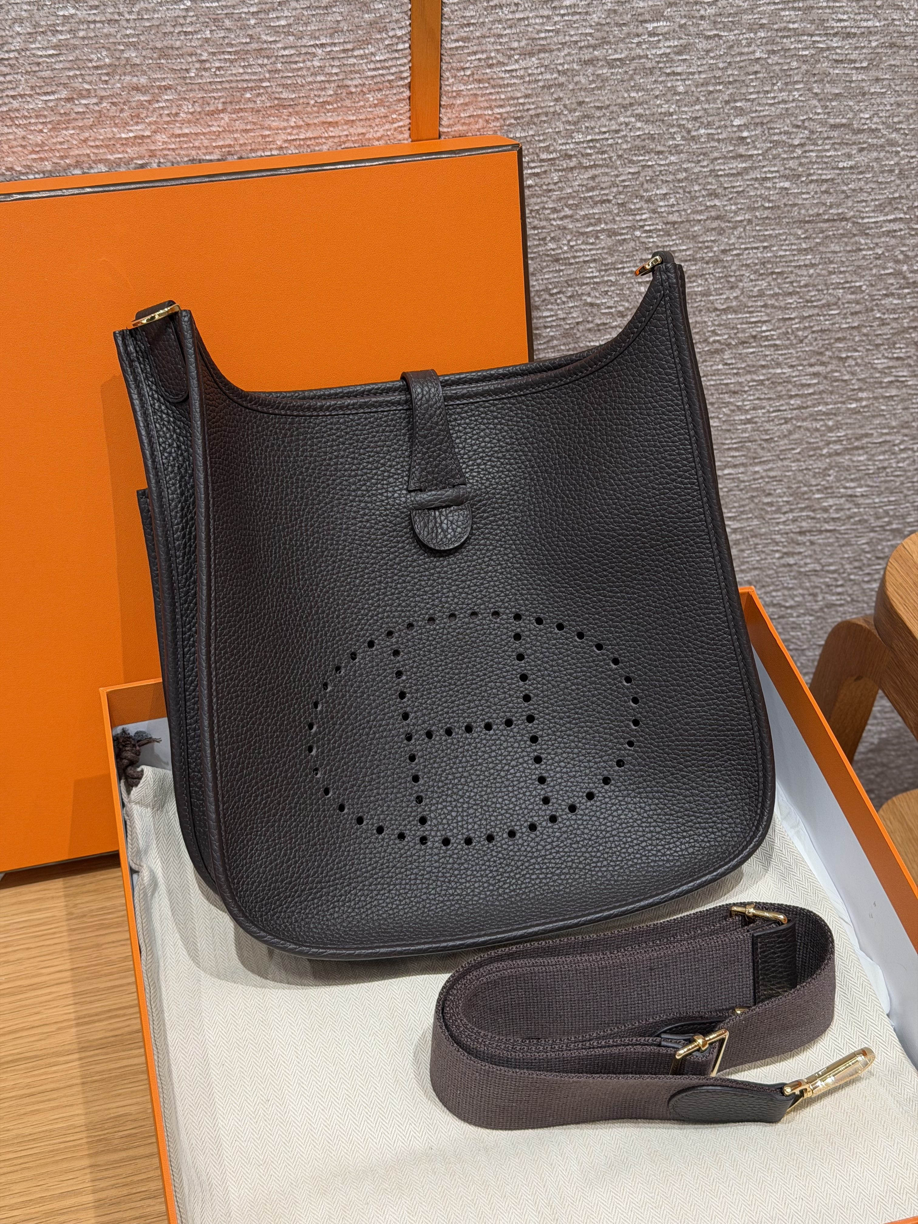Hermes Ebene Clemence Evelyne III 29