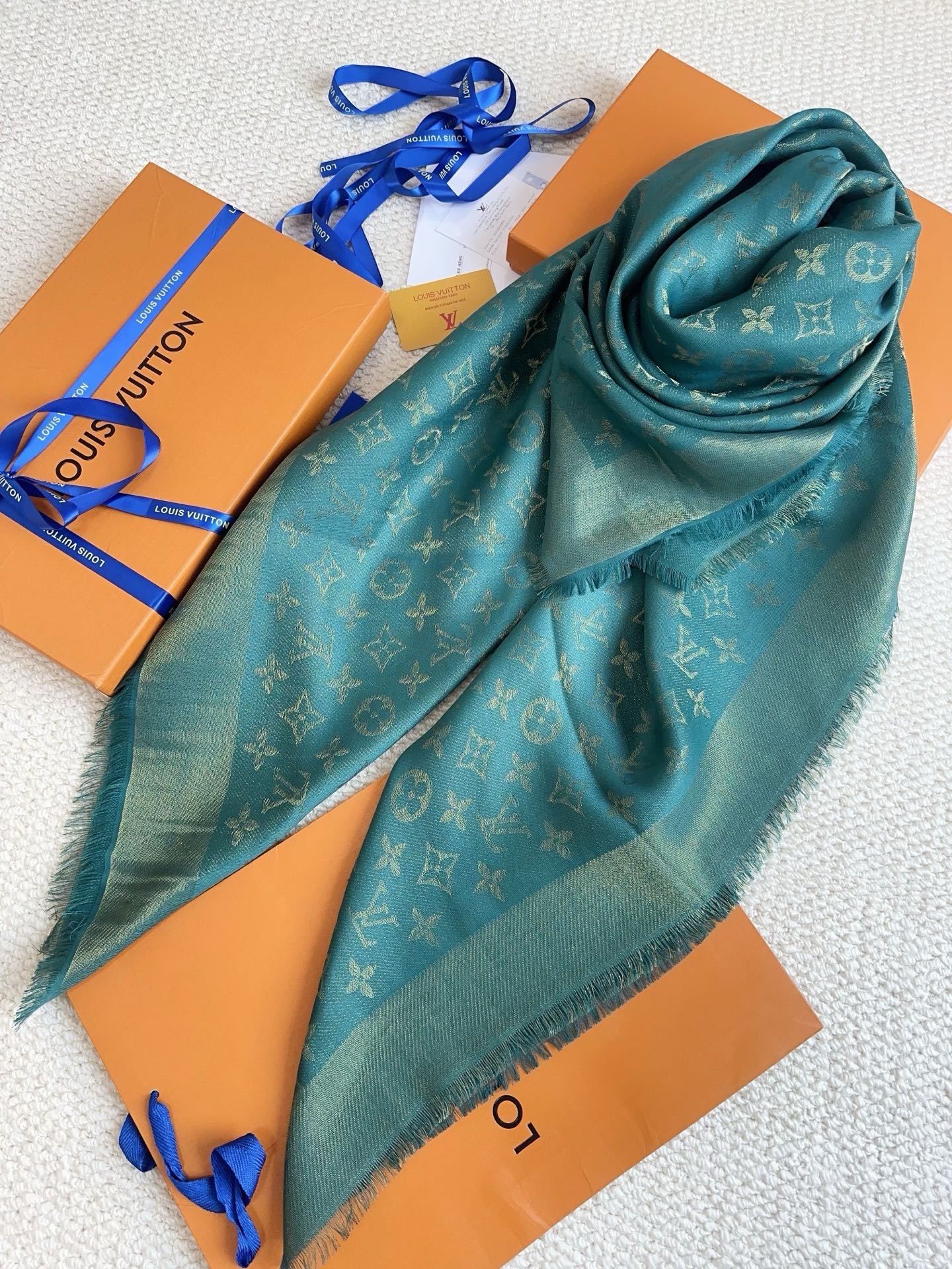 Louis Vuitton Classic Monogram Shawl 140cm
