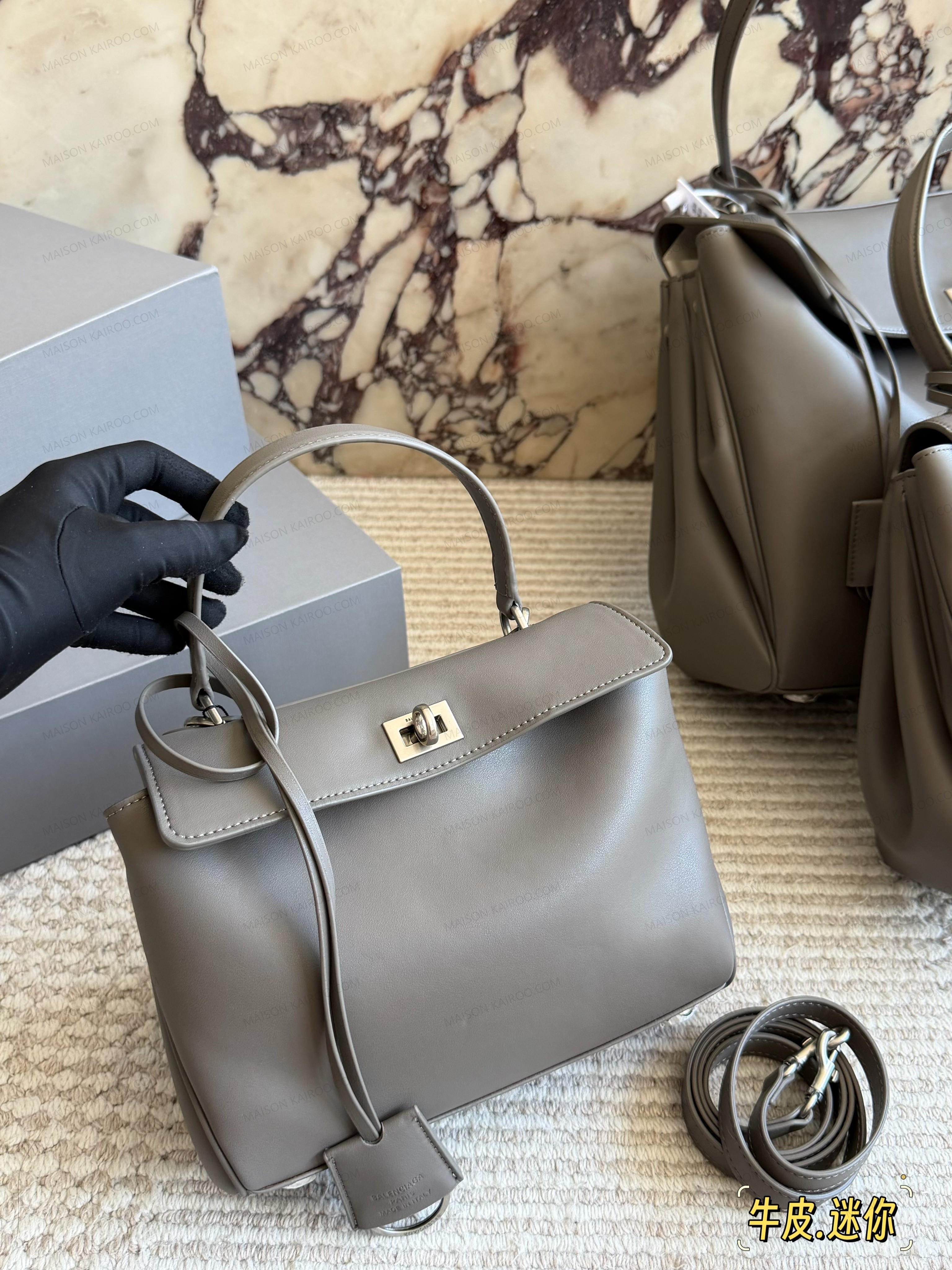 Balenciaga Rodeo Grey Slouchy Smooth Leather Silver Turn Lock Kelly Tote Top Handle Bag - KAIROO