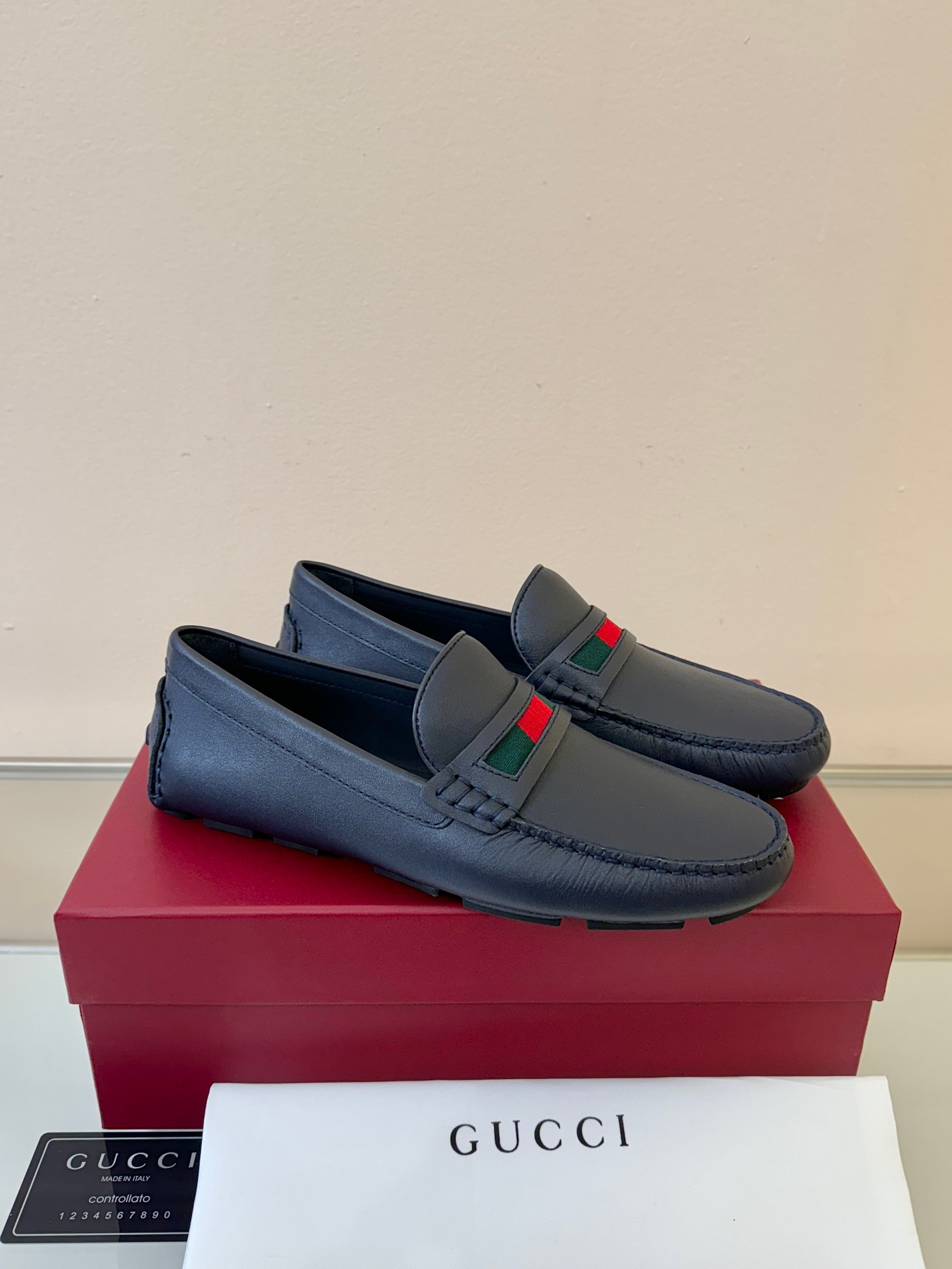 Men's Gucci driver with Web detail in Dark blue leather
