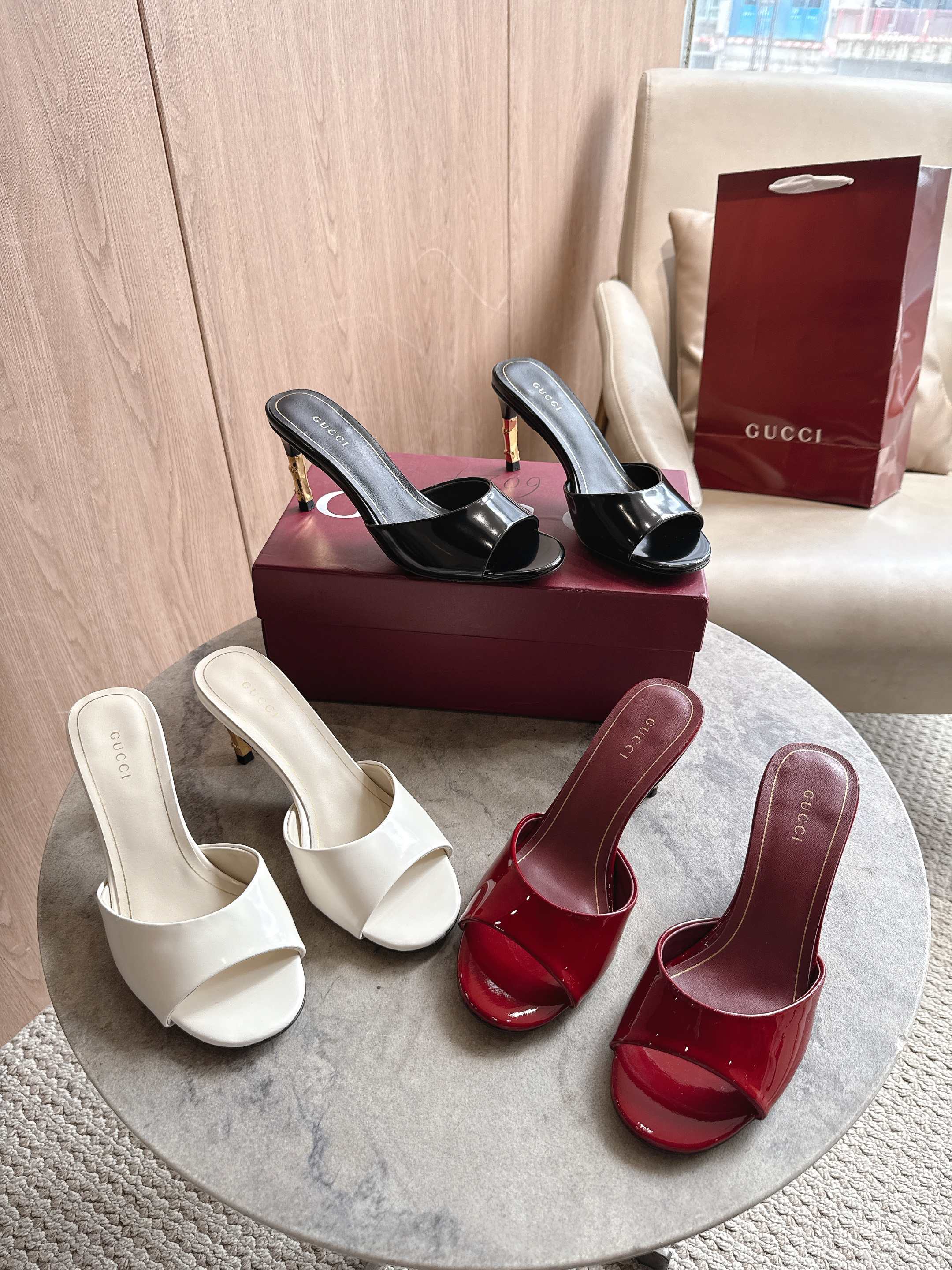 Gucci Patent Leather Bamboo Heel Open Toe Slide Sandals - KAIROO