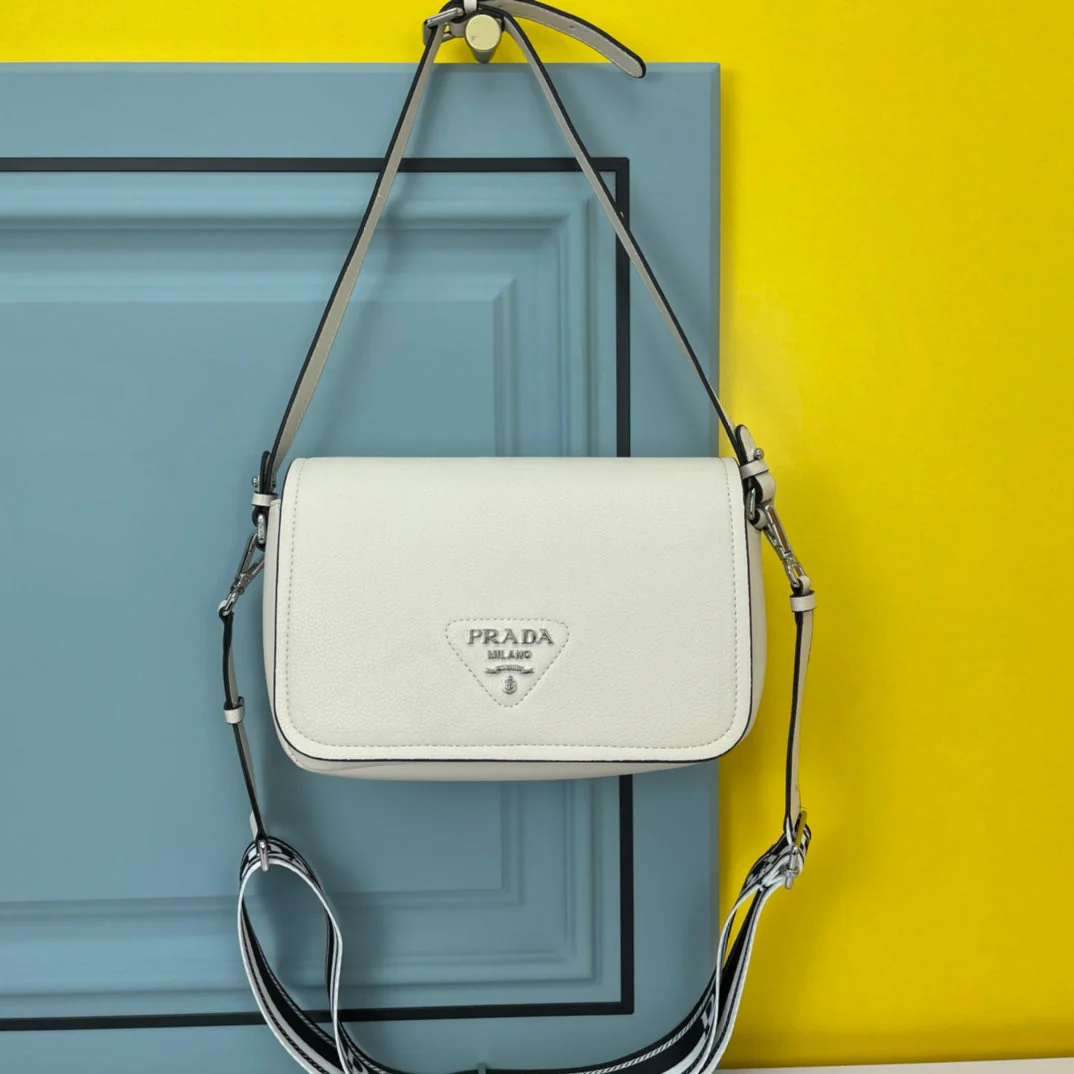 Prada  24 BAG WITH STRAP IN WHITE CALFSKIN