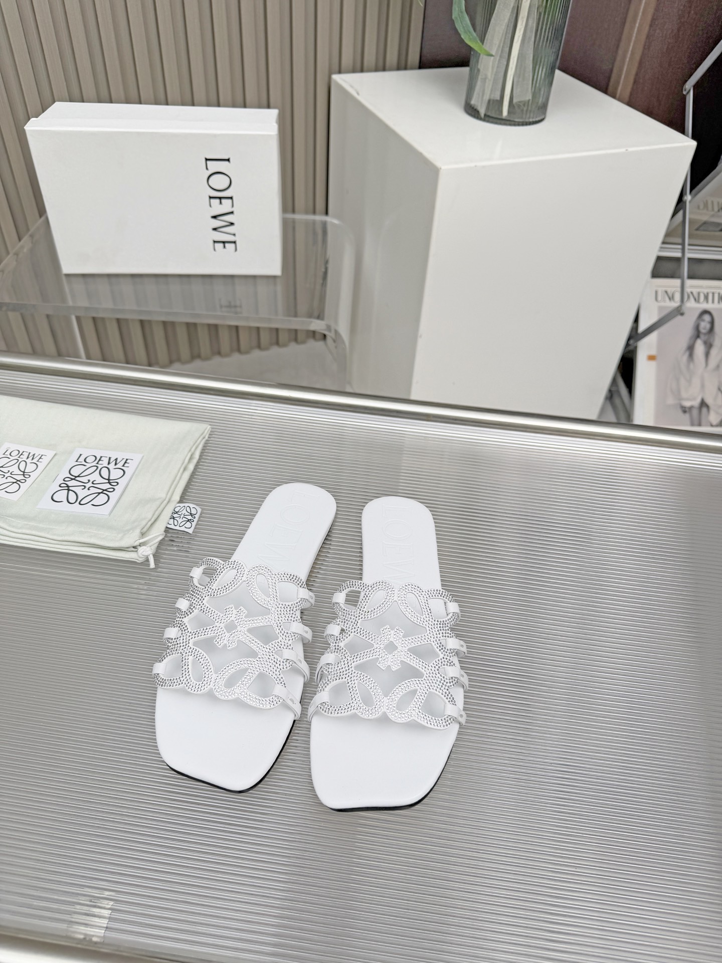 Loewe Anagram Crystal Encrusted Calfskin Leather Cut-Out Square Toe Flat Slide Sandals - KAIROO
