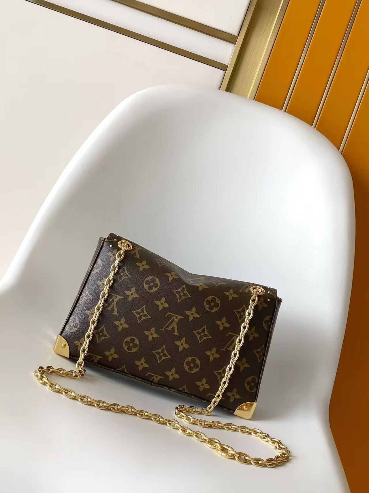 Louis Vuitton LV TRUNKIE EAST WEST