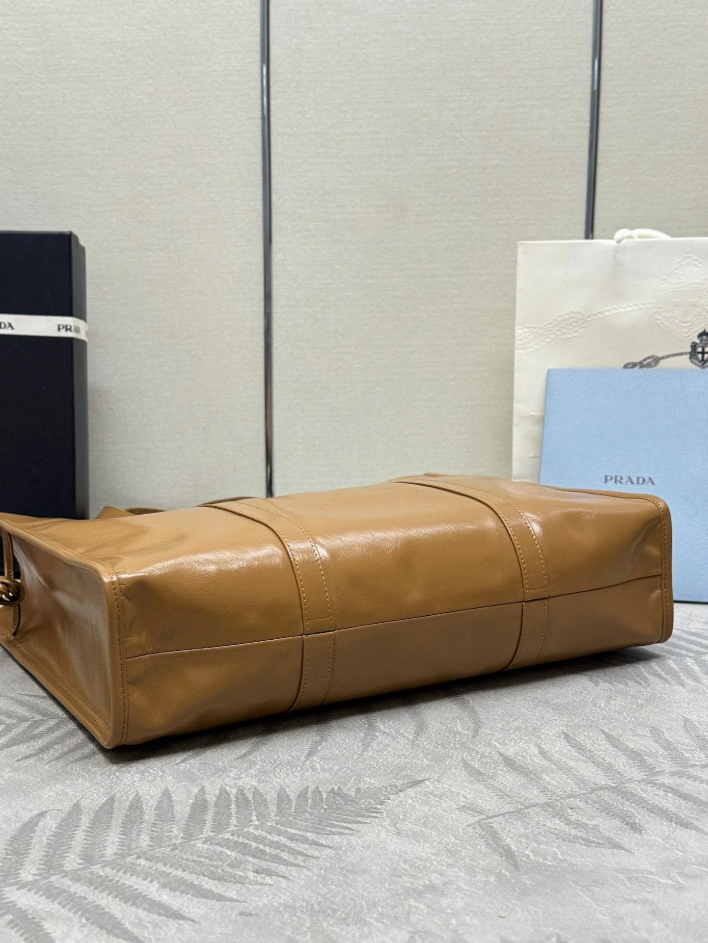 Prada TOTE BAG 39 IN CIDER BROWN SMOOTH CALFSKIN