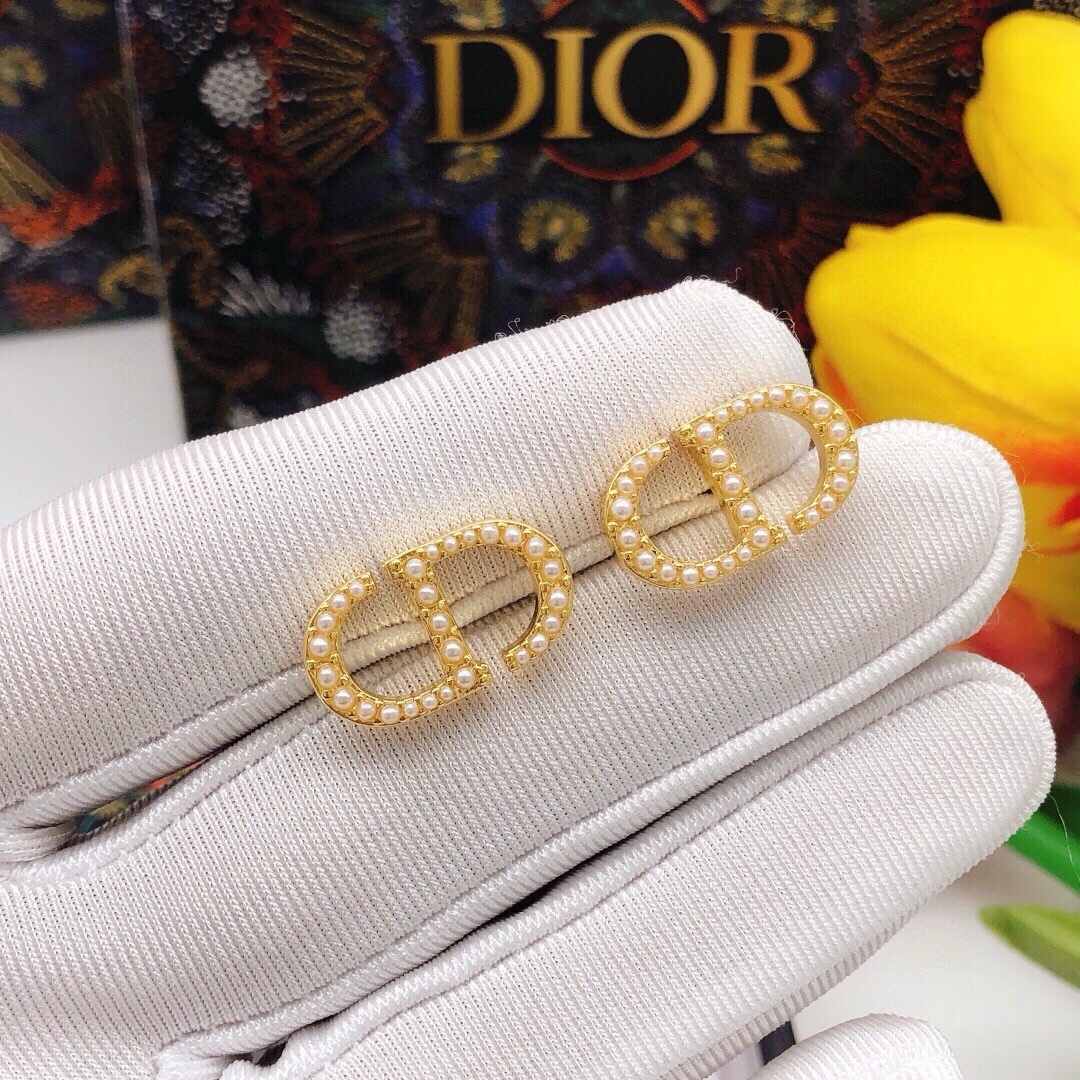 Dior CD mini earrings