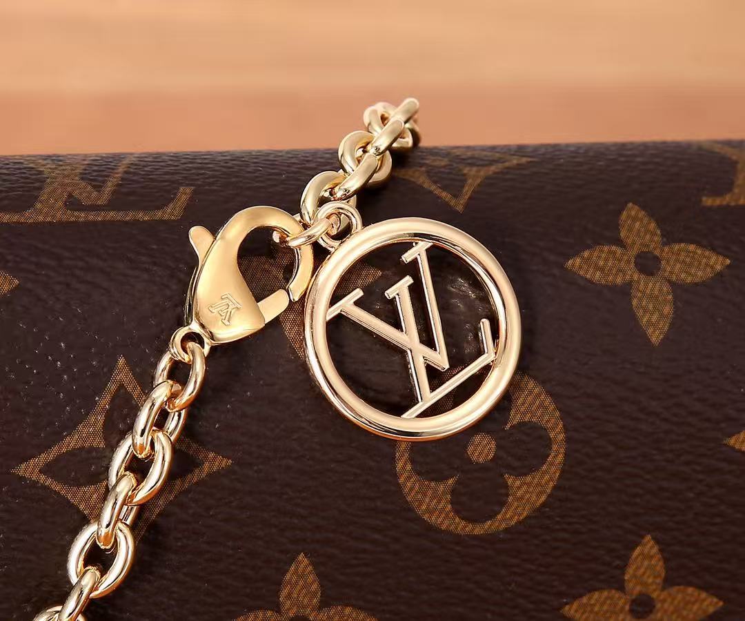 Louis Vuitton LV Lily On Chain Bag
