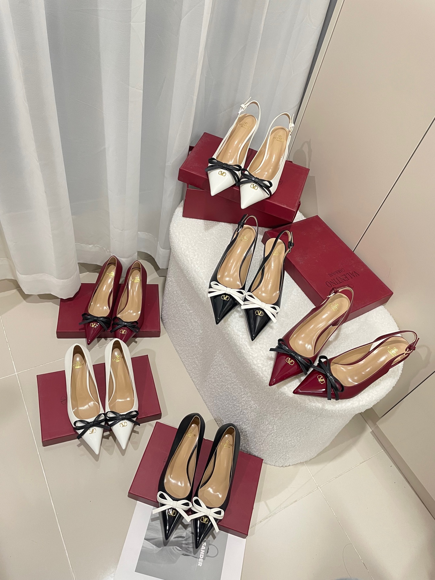 Valentino Garavani Micro VLogo Pointed Toe Contrast Bow Patent Leather Heels &  Slingback Pumps - KAIROO