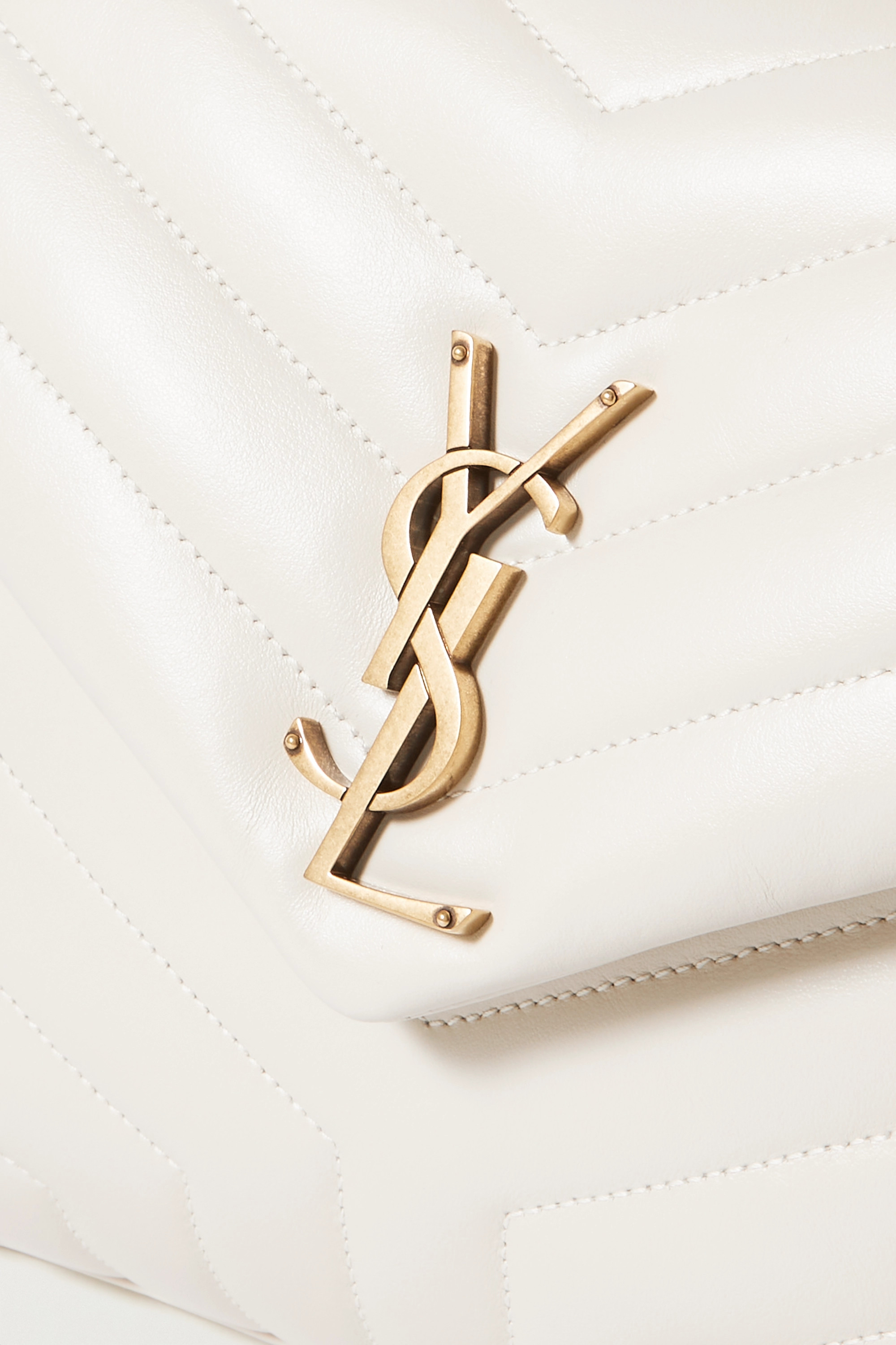 Yve SAINT LAURENT YSL Loulou medium quilted leather shoulder bag white