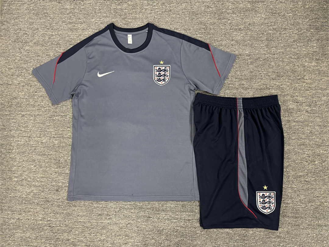 England Kids Training Short sleeve Suit 2026